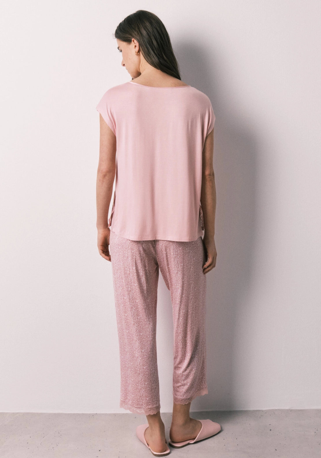 Viscose Animal Print Capri Pyjama Set - Pink