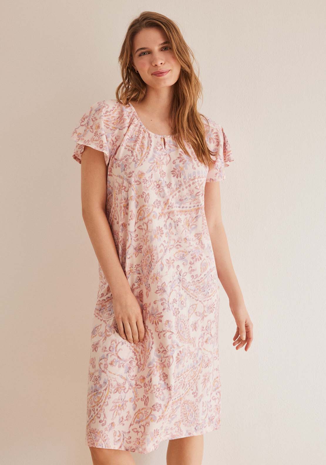 100% cotton paisley short nightgown - Pink – Shaws Department Stores