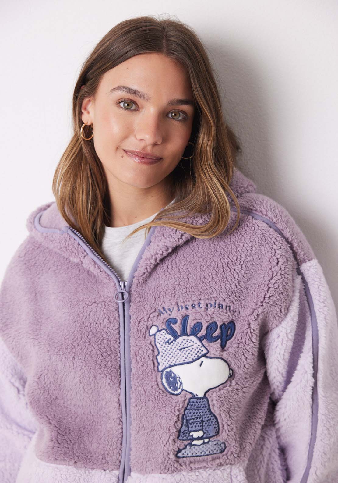Womens Secret Short faux shearling Snoopy robe - Pink 5 Shaws Department Stores