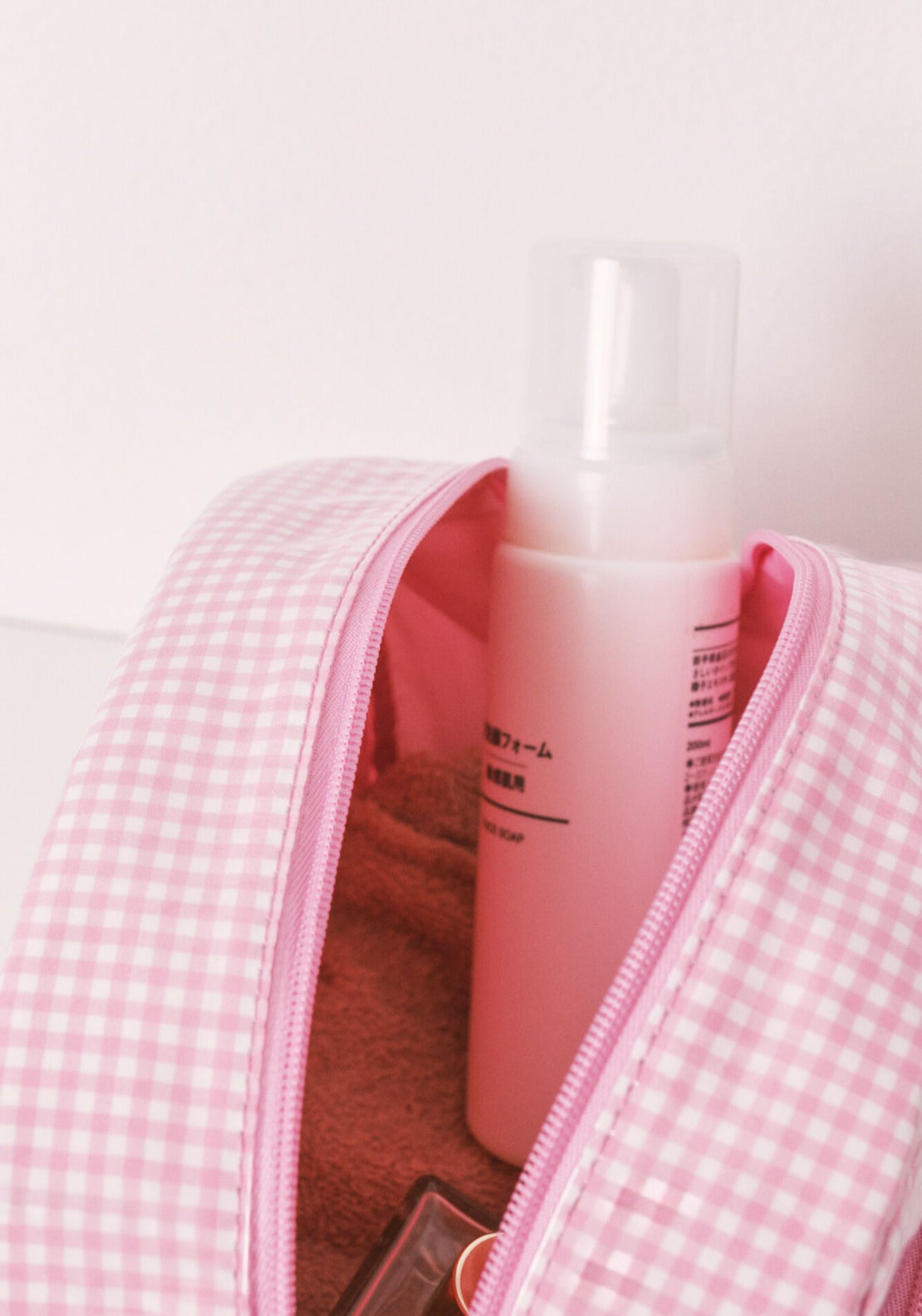 Puffer Checked & Striped Vanity Case - Pink