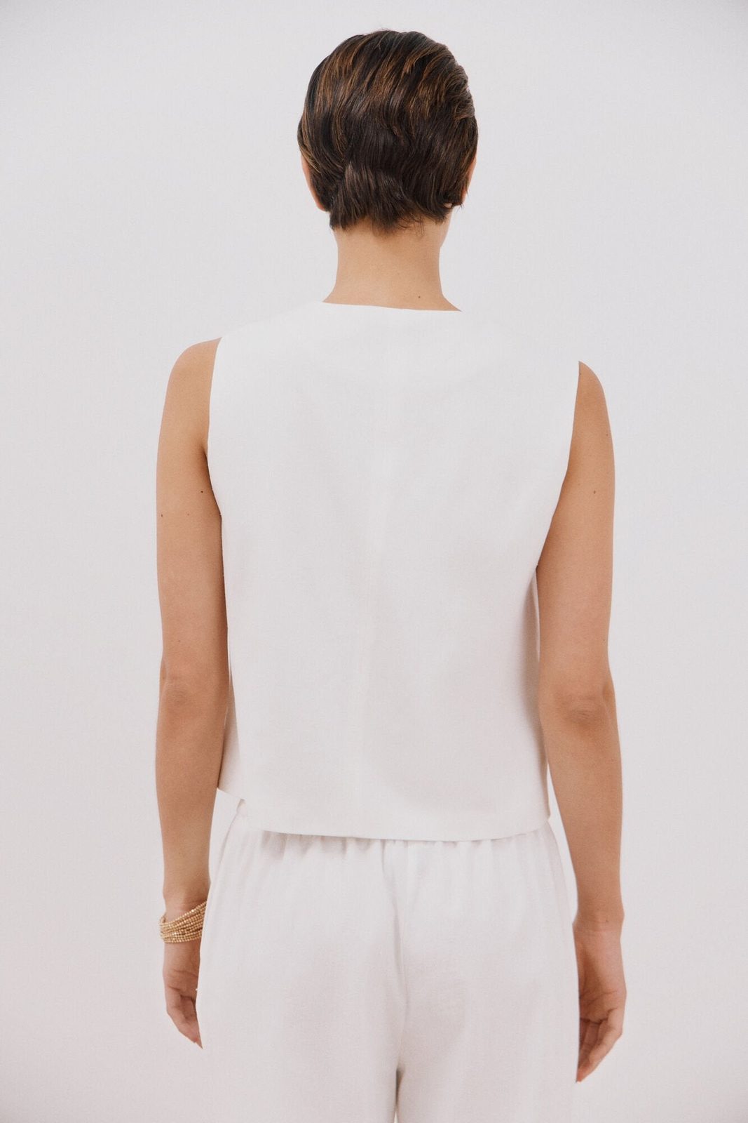 Cortefiel Open Vest With Sleeveless Sleeve - White 2 Shaws Department Stores