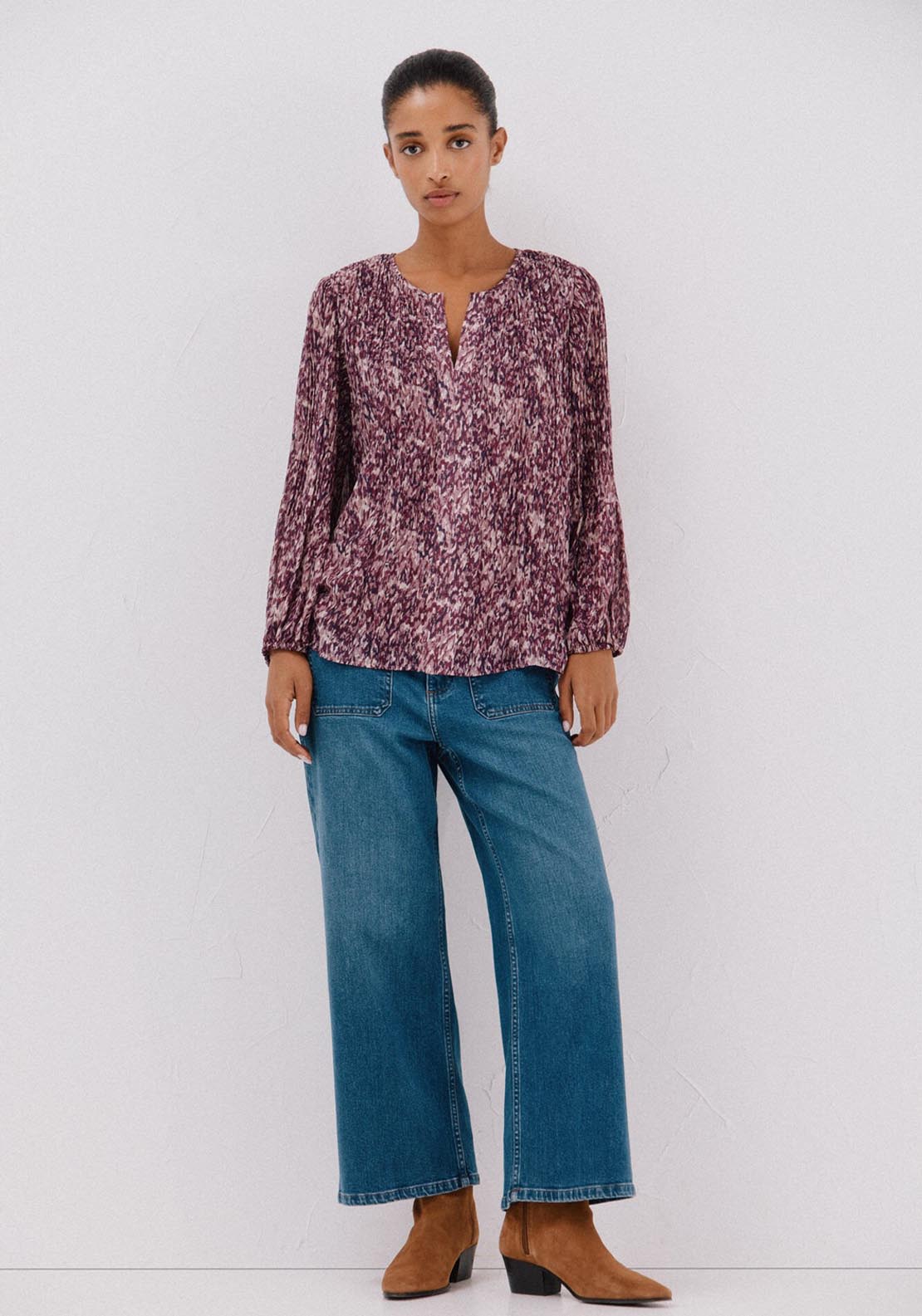 Contrast Pleated Blouse - Burgundy