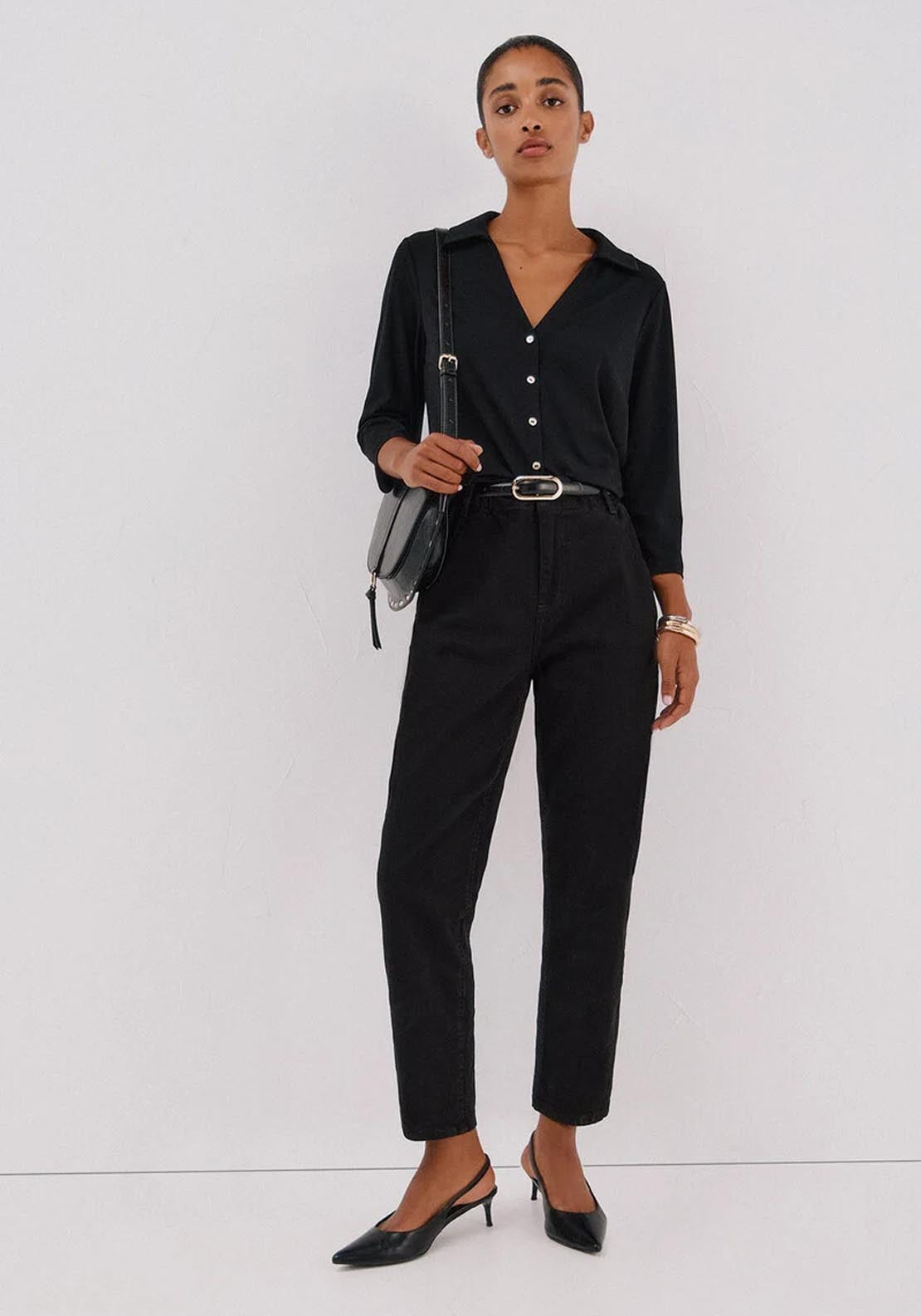 Elastic Buttons Shirt - Black