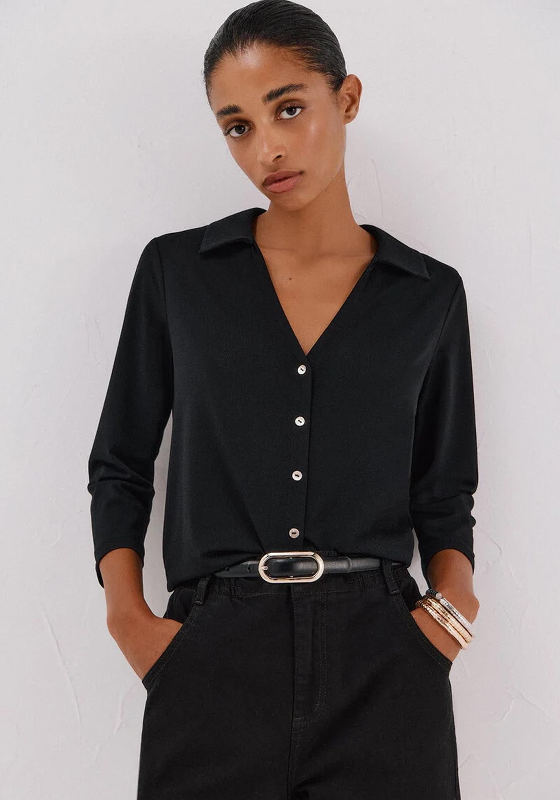 Elastic Buttons Shirt - Black