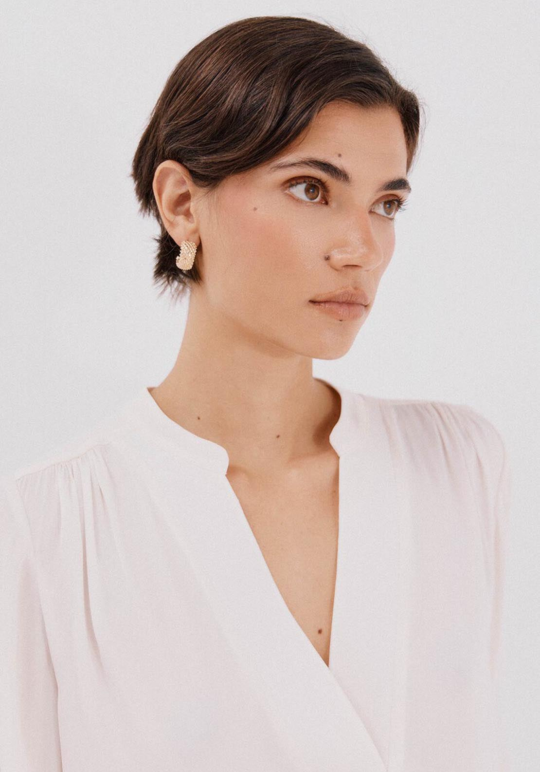 Elastic Buttons Shirt - Cream