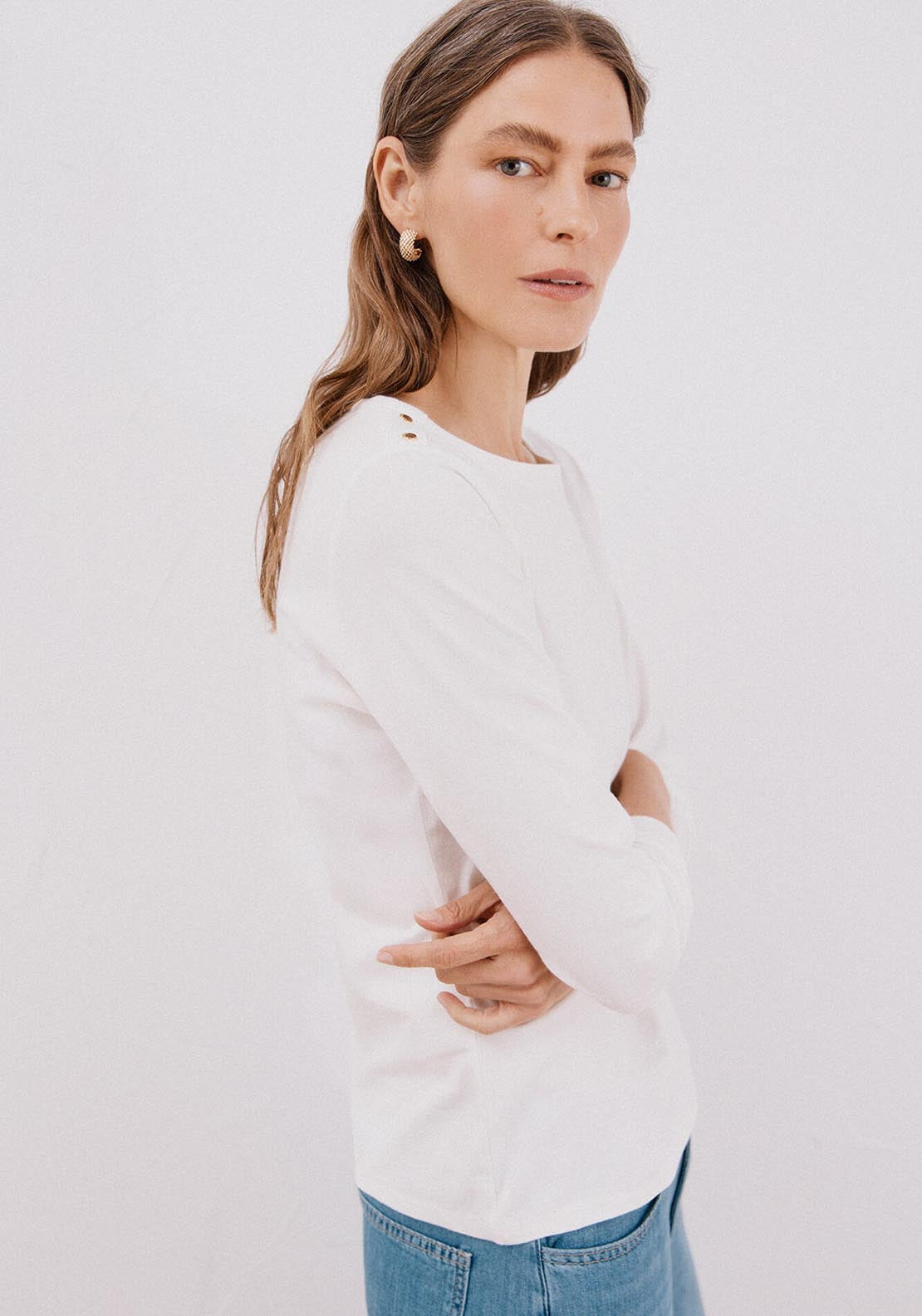 Boat Neck T-Shirt With Buttons - White