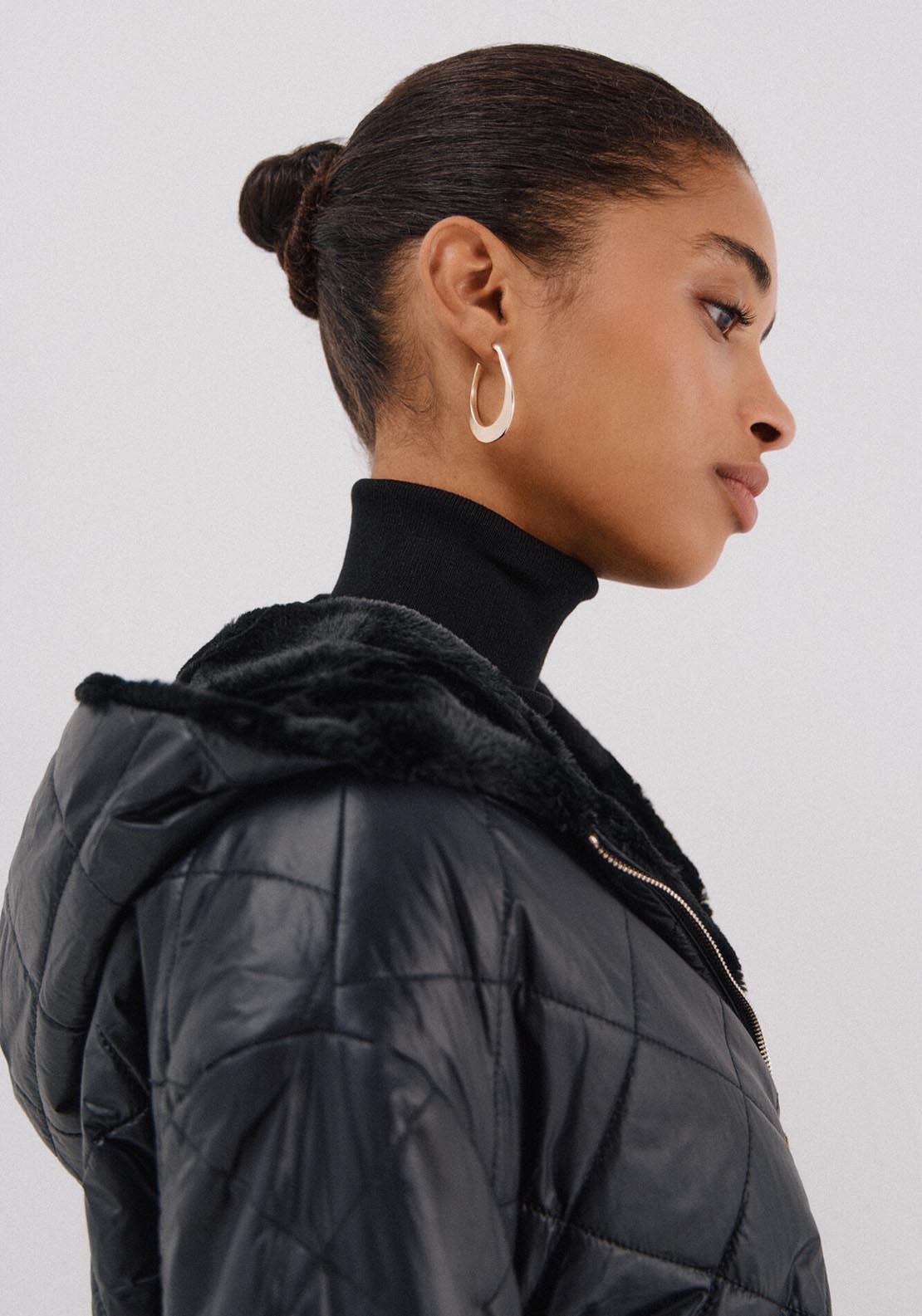 Reversible Quilted Anorak With Fur Effect - Black