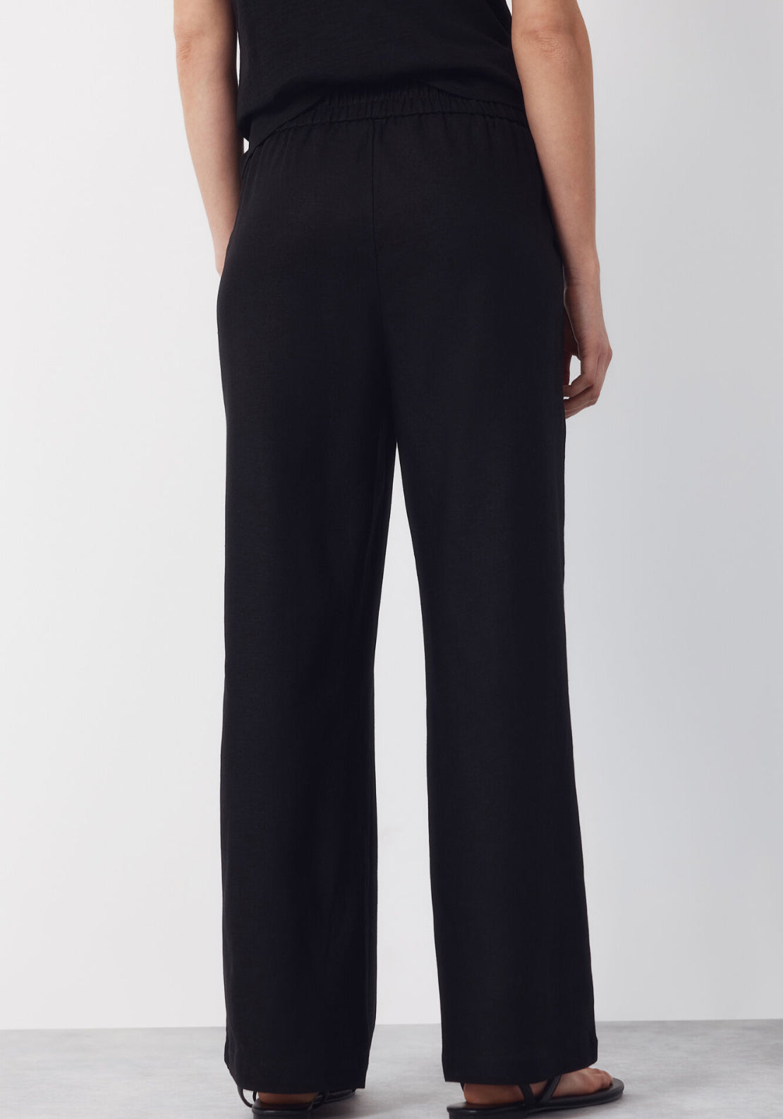 Linen Trousers With Gold Buttons - Black