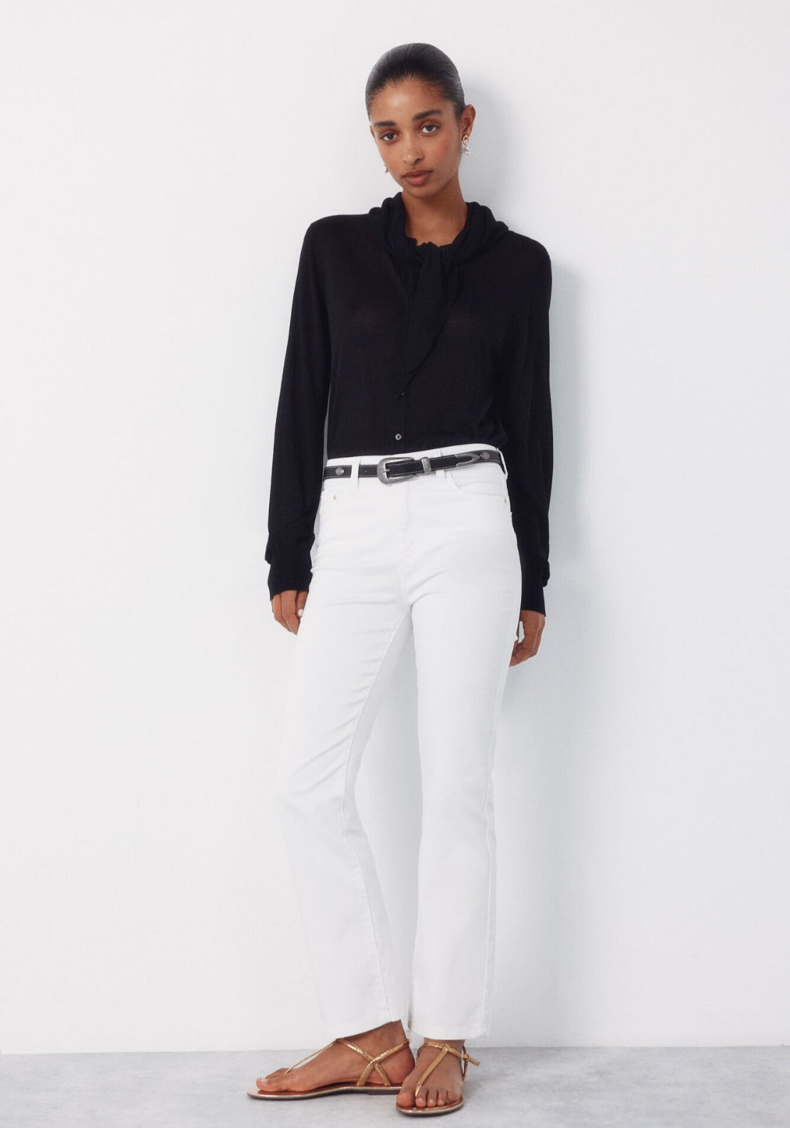 Cortefiel Cropped Flared Shaping Jeans - White 4 Shaws Department Stores