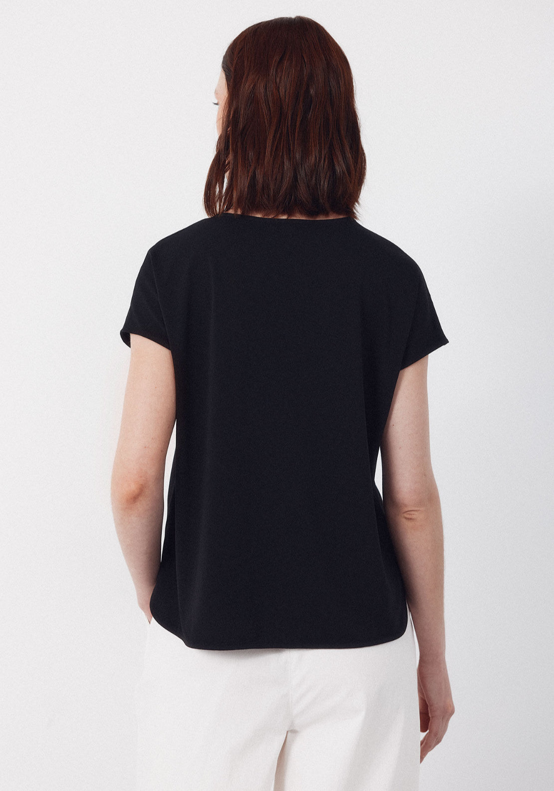 V- Buttons Neckline V - Black