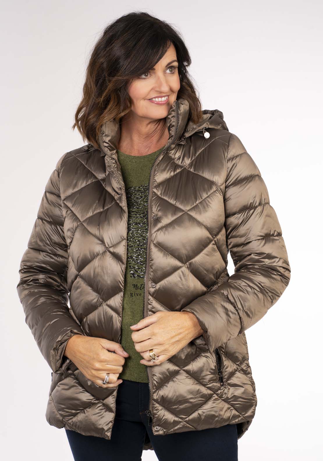 Tea Lane Diamond 3/4 Quilt Jacket - Shiny Gold 4 Shaws Department Stores
