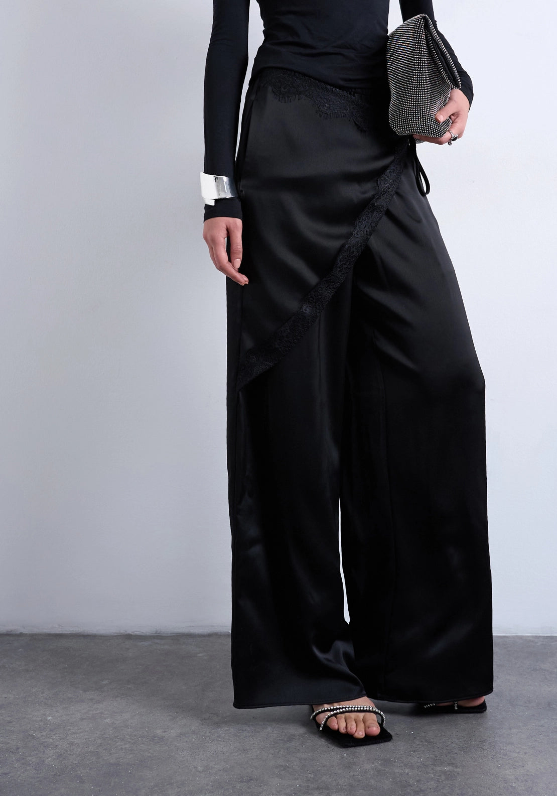 Elin Satin Lace Wide Trousers - Black