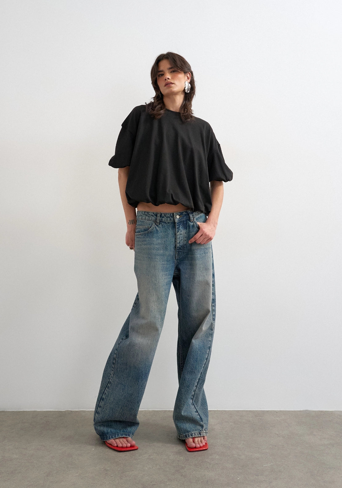 Mandy Bubble Hem T-Shirt - Black
