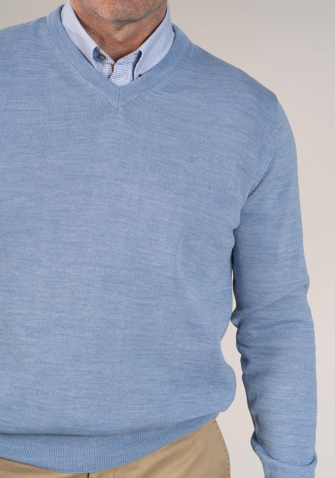Yeats 50/50 Fine Merino Wool & Acrylic V-Neck Knit - Baby Blue 4 Shaws Department Stores