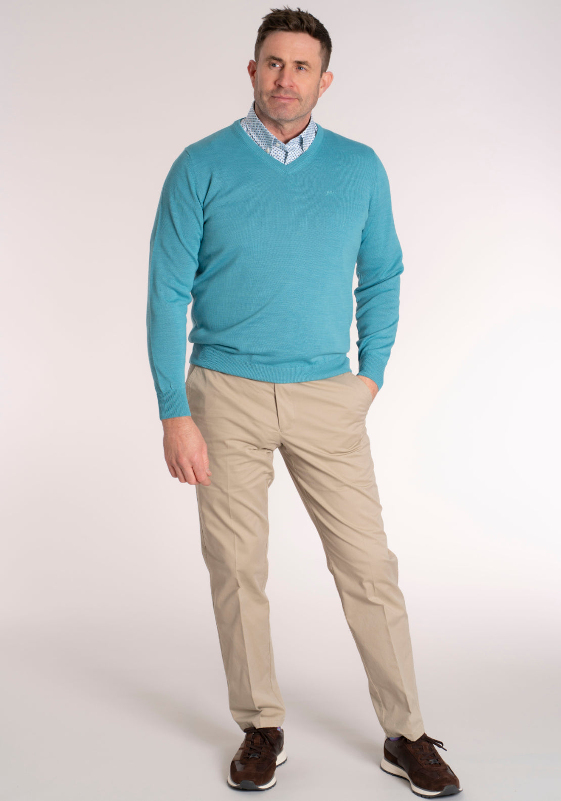 Yeats Fine Merino Wool Blend V-Neck Knitwear - Ocean 5 Shaws Department Stores