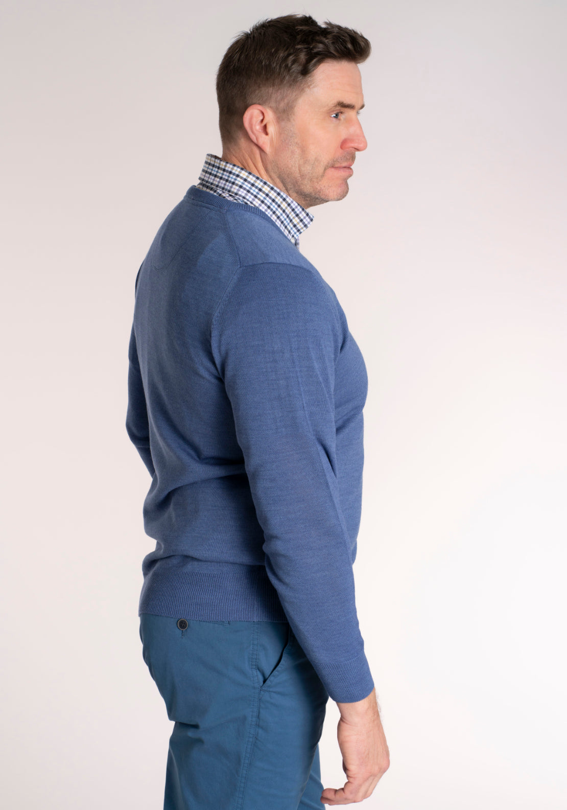 Yeats Fine Merino Wool Blend V-Neck Knitwear - White 3 Shaws Department Stores