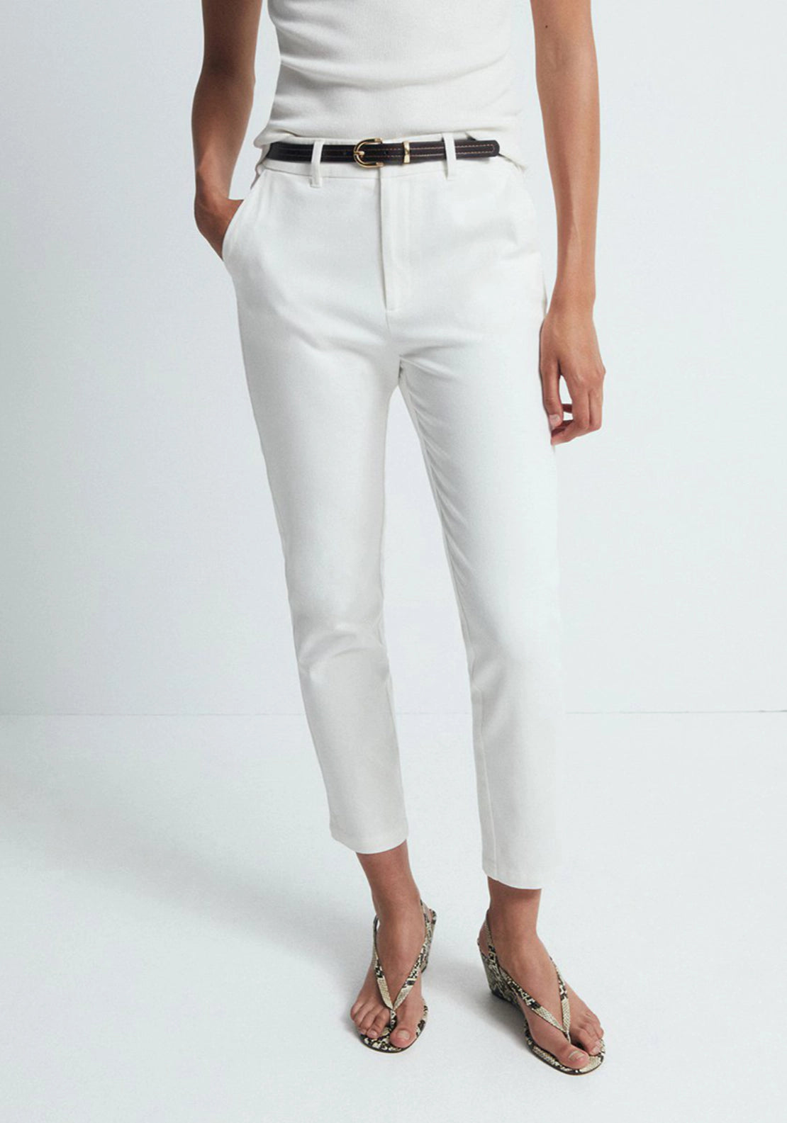 Chino Trousers With Belt Detail - White