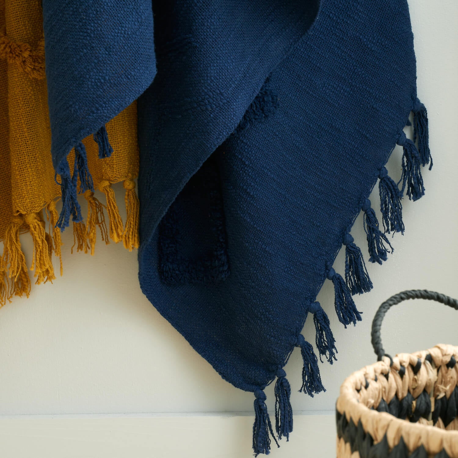 Pineapple Elephant Kabeli Tufted 130x170cm Blanket Throw Navy 3 Shaws Department Stores