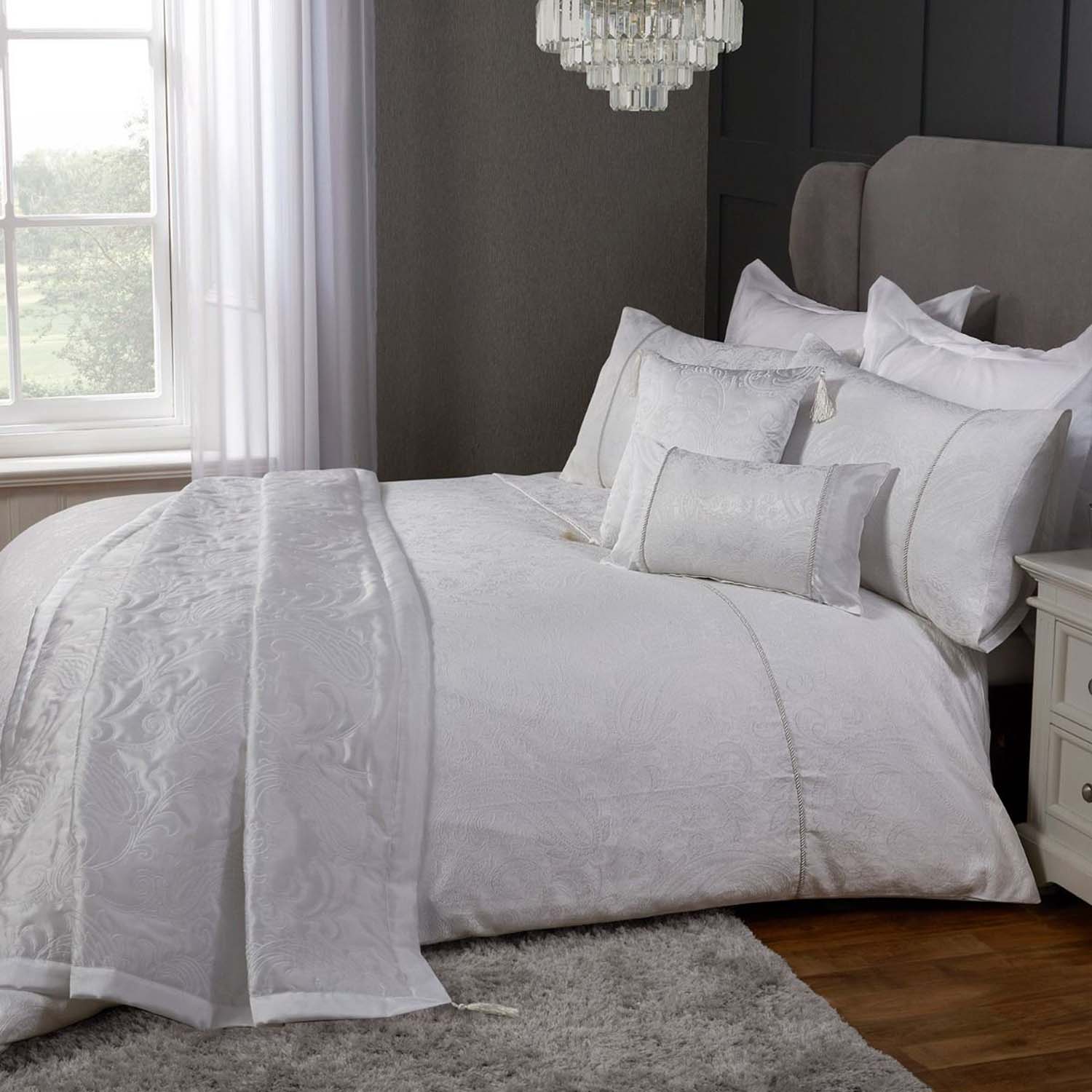 Julian Charles Paisley Duvet Cover 2 Shaws Department Stores