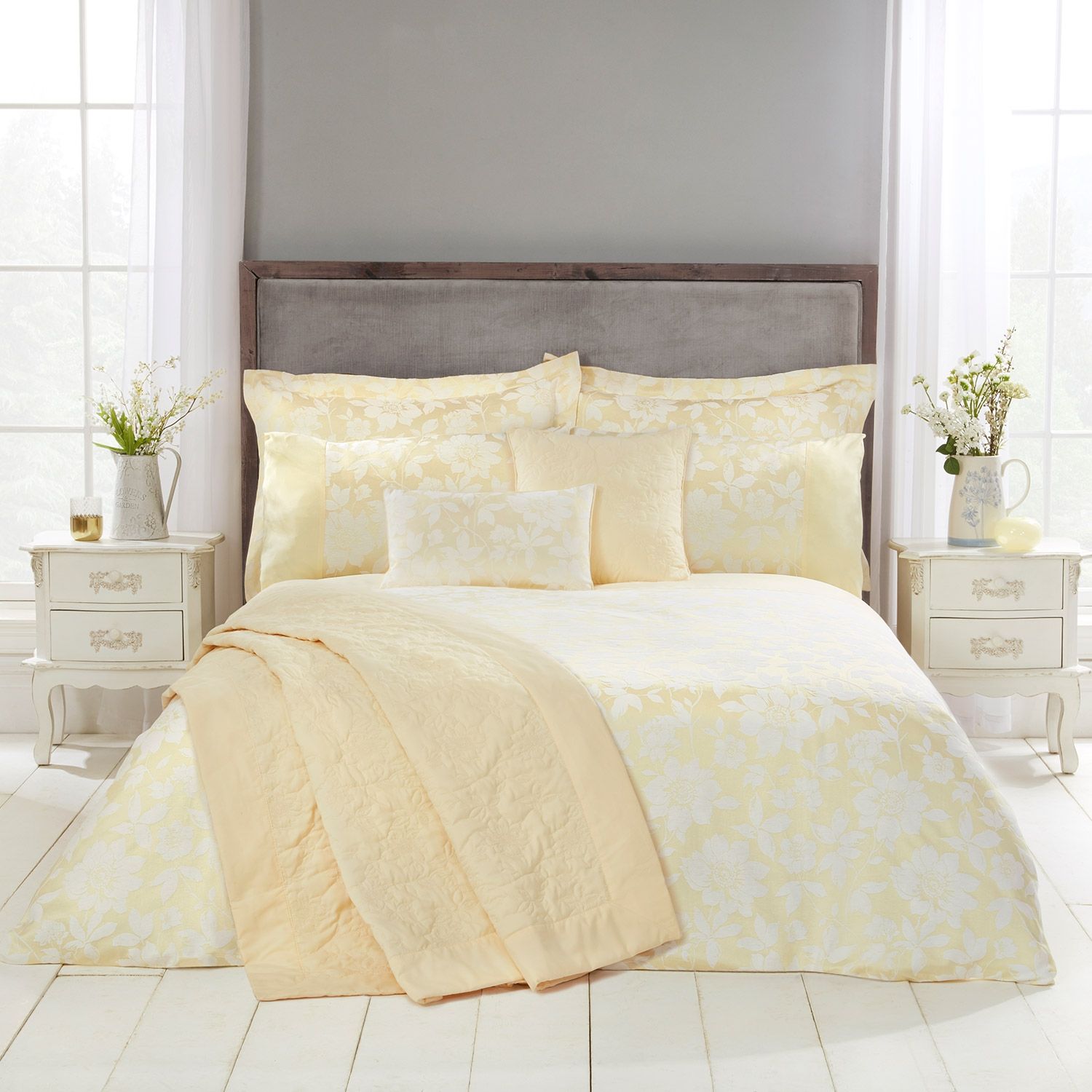 Julian Charles Lottie Housewife Pillowcase 2 Shaws Department Stores