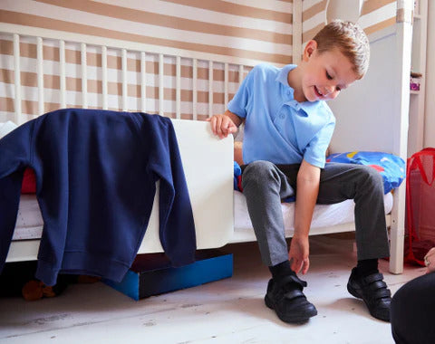 young student getting ready to go back to school 