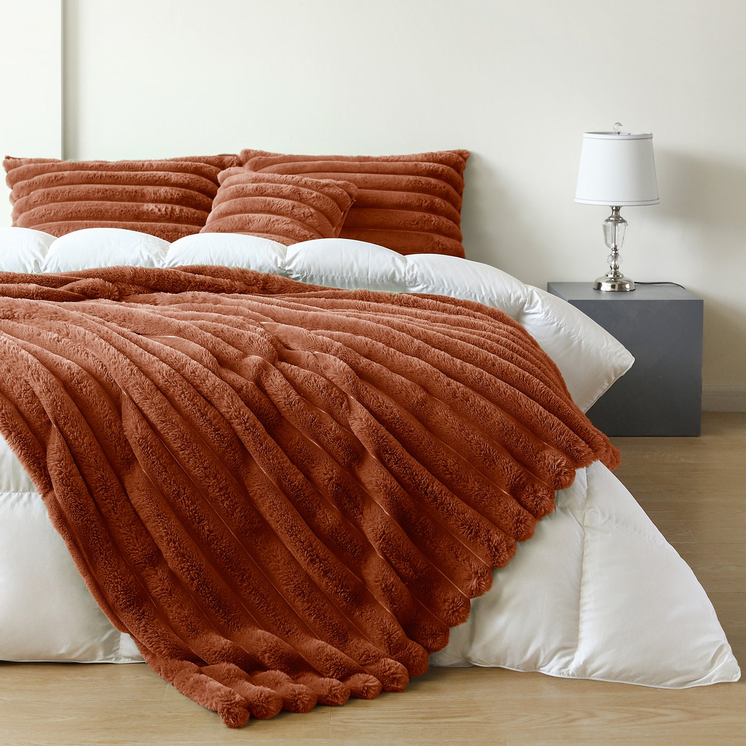 Bedspreads, Throws & Blankets