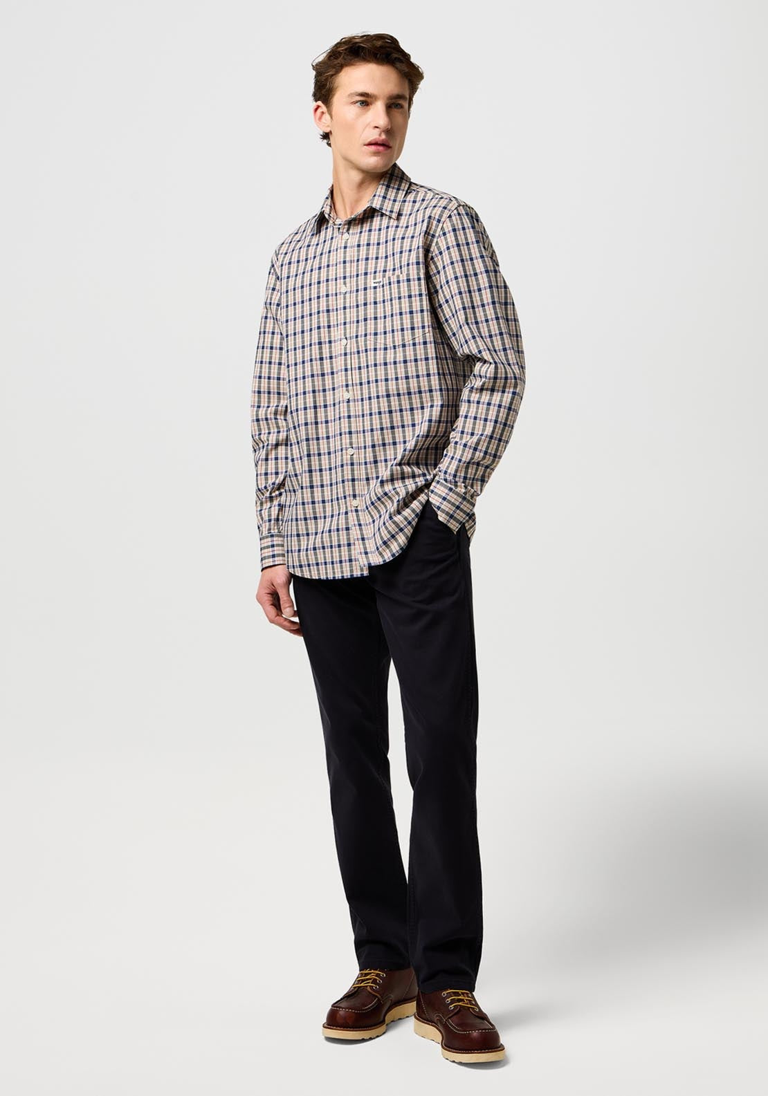 Wrangler Regular 1 Pocket Shirt - Beige 3 Shaws Department Stores