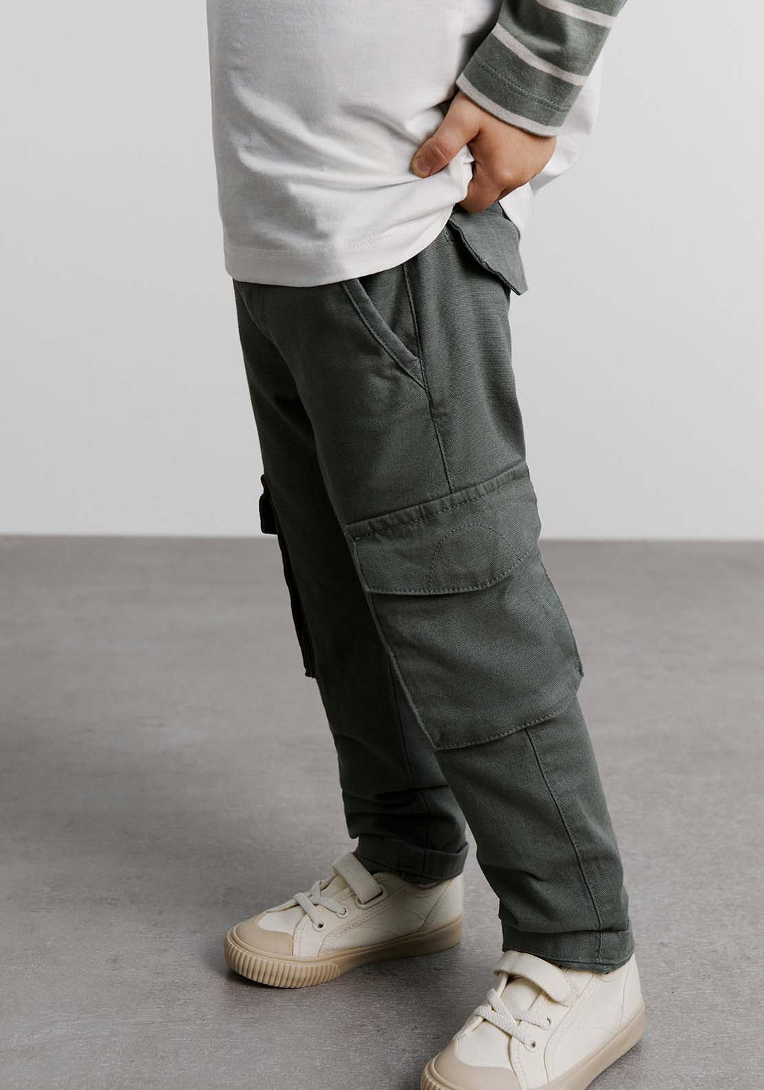 Sfera Straight-leg cargo trousers - Green 2 Shaws Department Stores