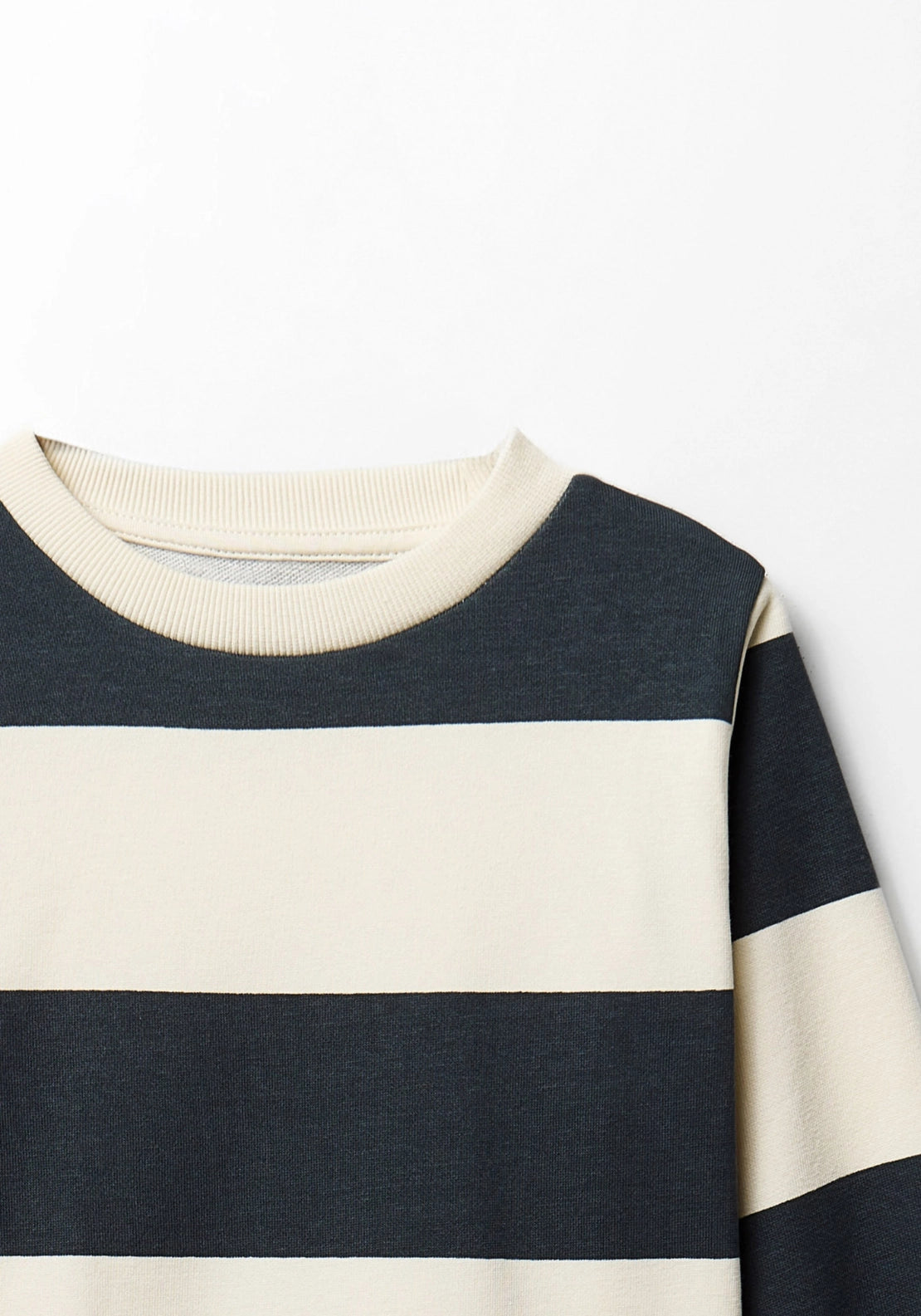 Striped Crew Neck Sweatshirt - Black