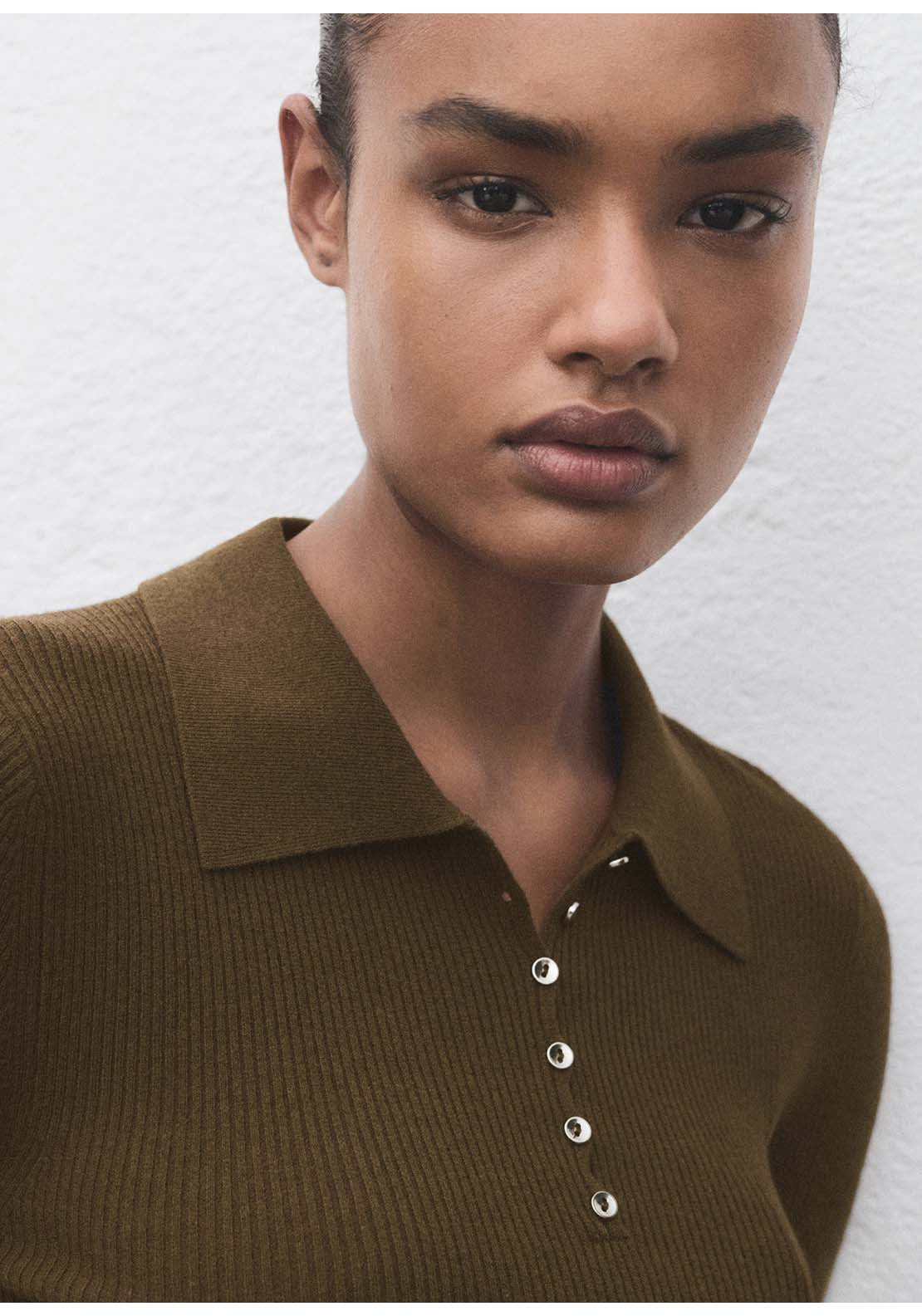 Polo Neck Ribbed Sweater - Beige / Green