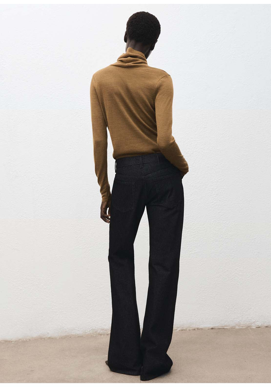 Mustard Sweater - Dark Yelow