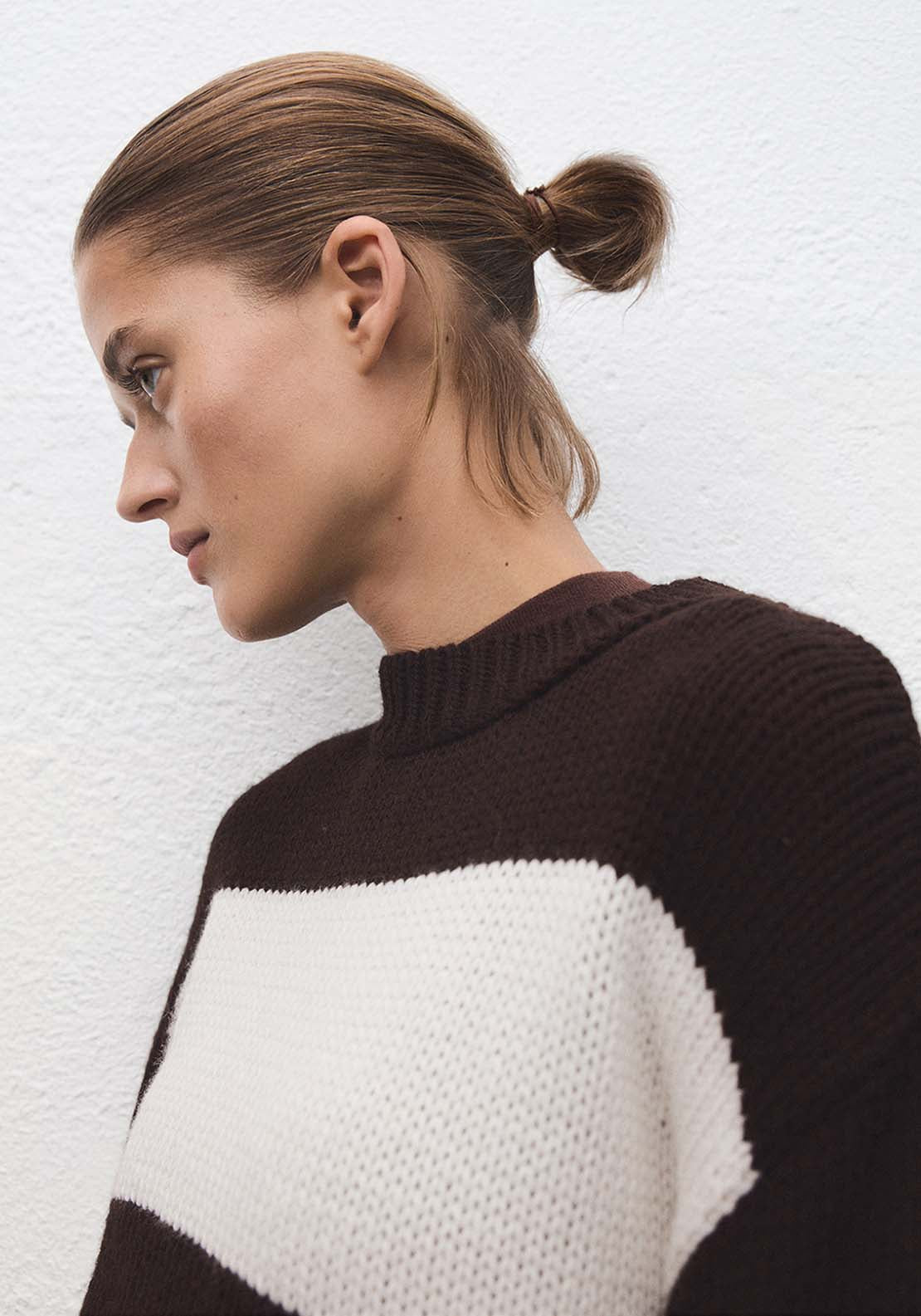 Striped Knit Sweater - Beige