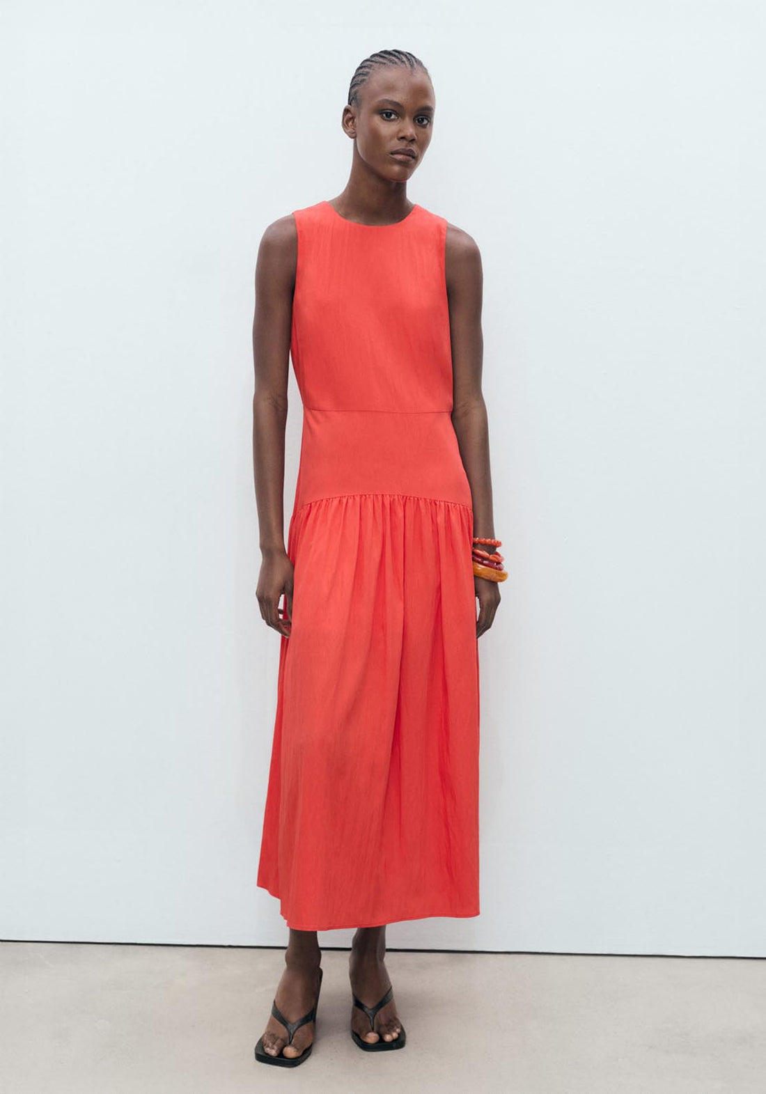 Long Dress With Gathered Hem