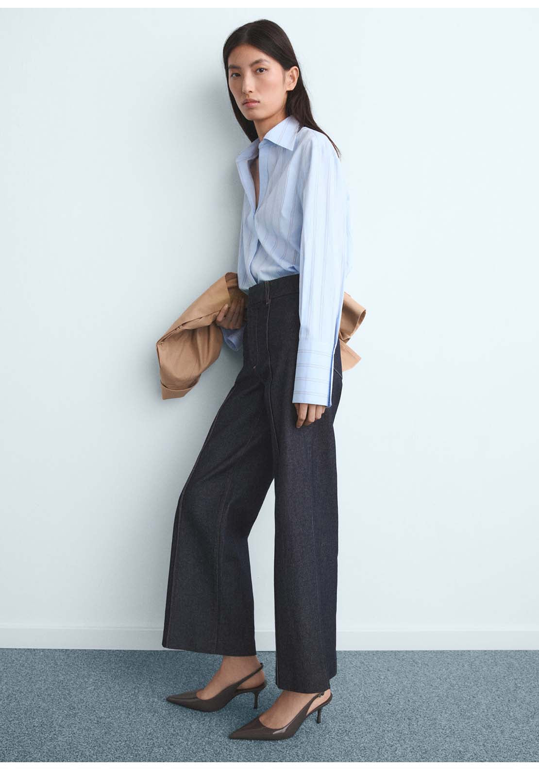 High-Waisted Culotte Jeans With Stitching - Blue