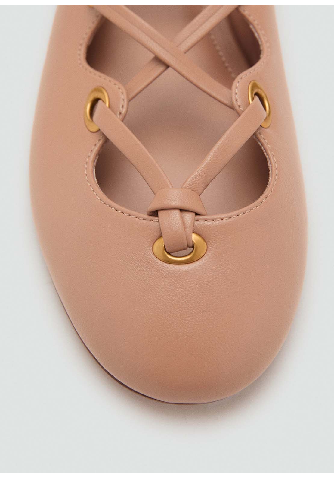 Leather Ballet Flats With Crossed Straps - Pink