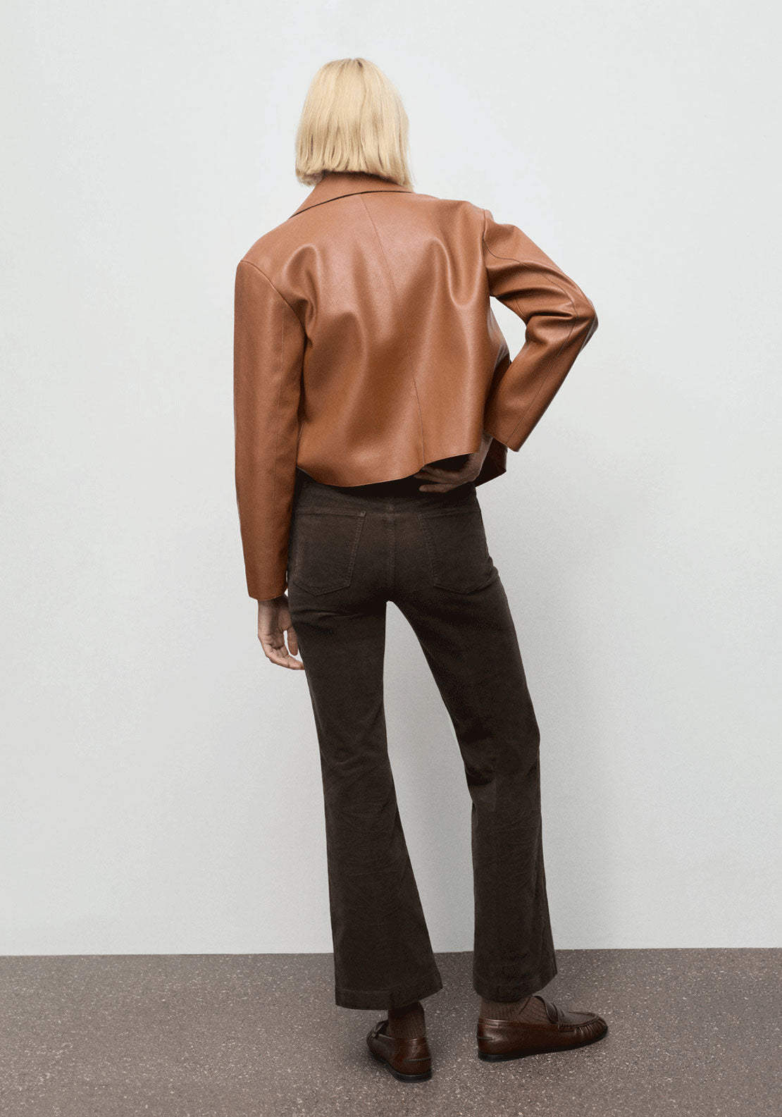 Corduroy Flared Jeans - Brown