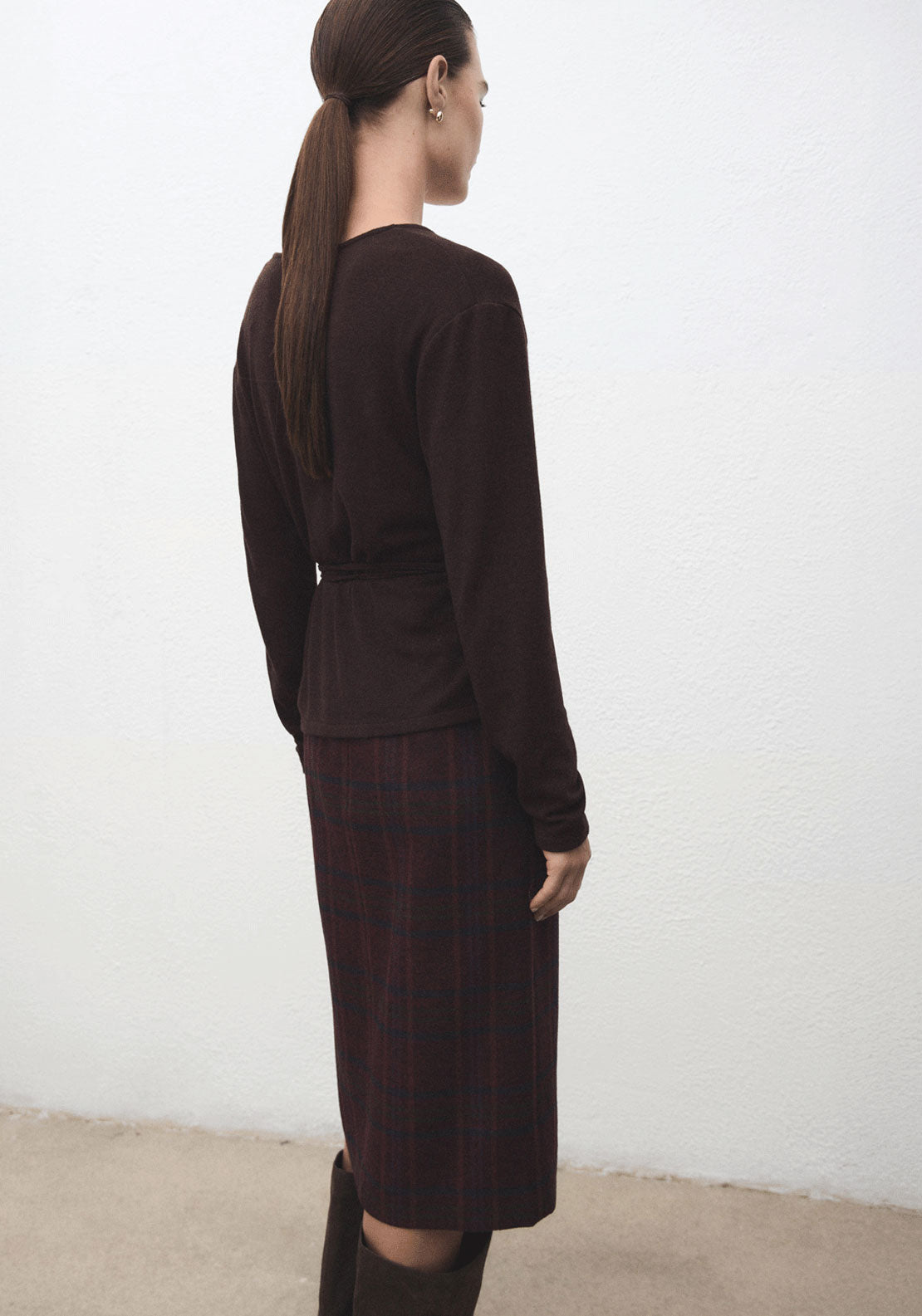 Knitted Cardigan With Bow - Brown