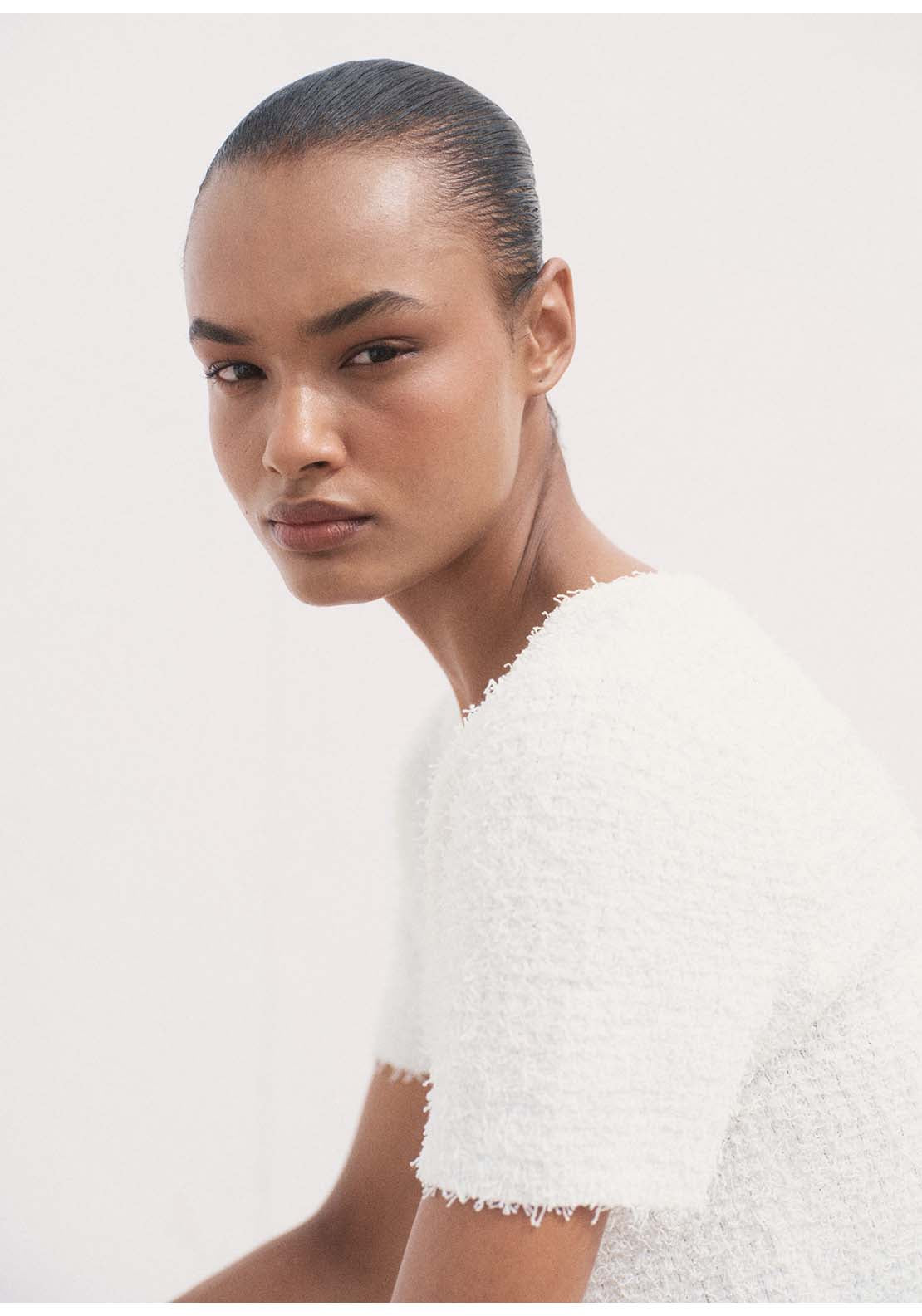 Short Sleeved Bouclé Cardigan - White