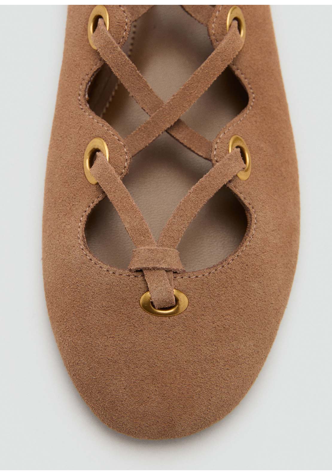 Suede Ballet Flats With Crossed Straps - Brown