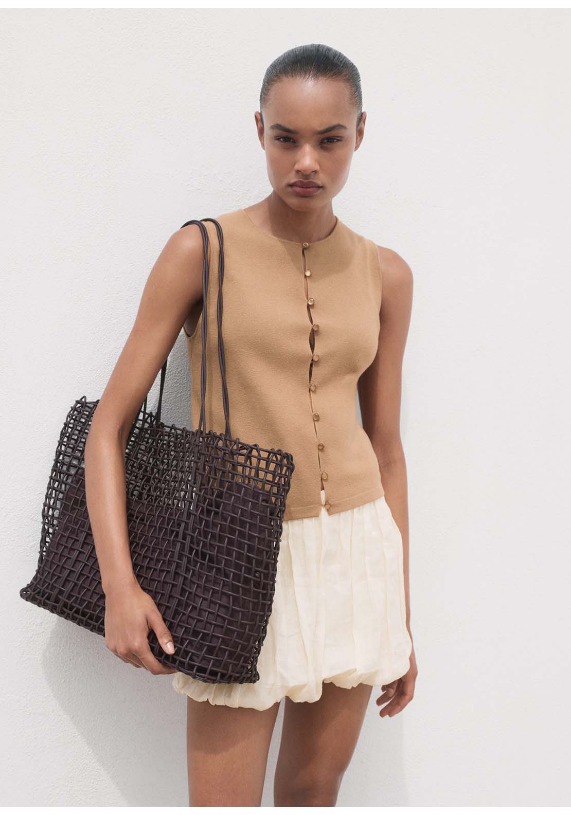 Fine Knit Waistcoat With Buttons - Brown