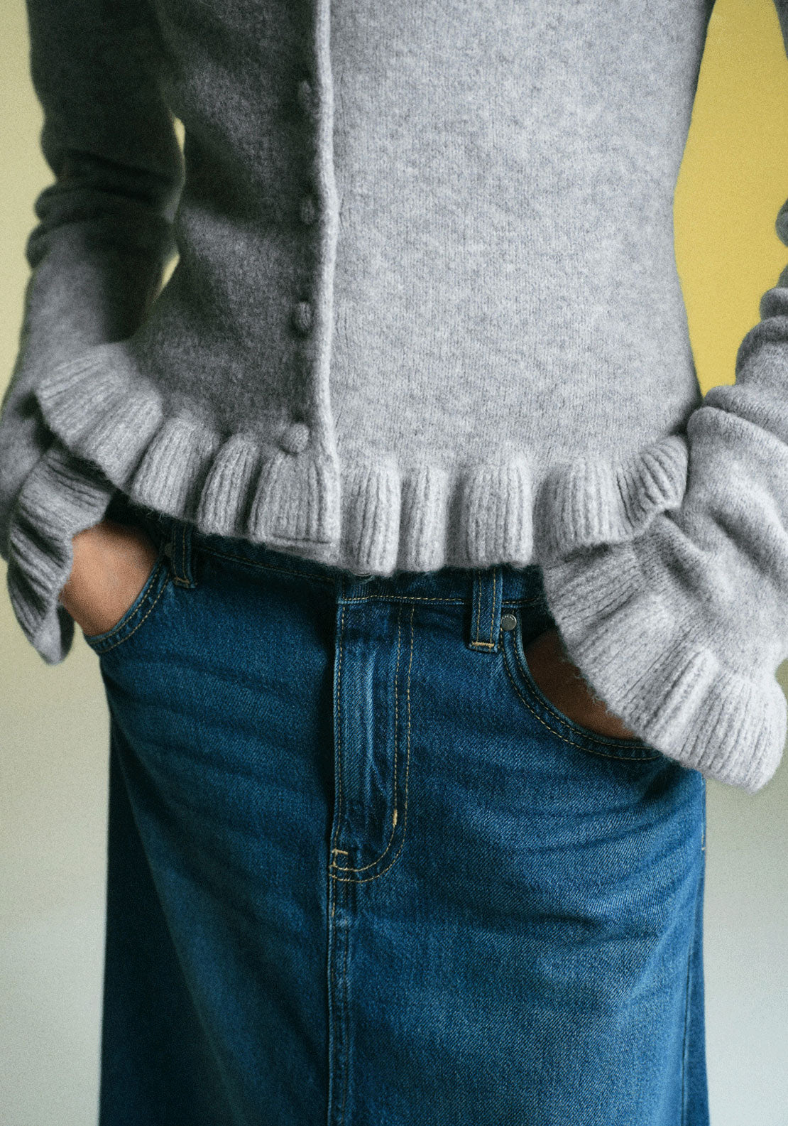 Ruffle Knit Cardigan - Grey