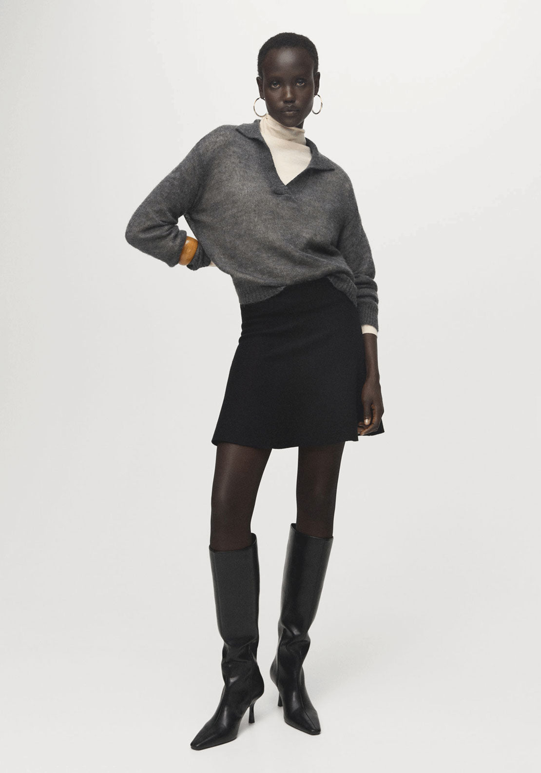 Mid Rise Mini Skirt - Black