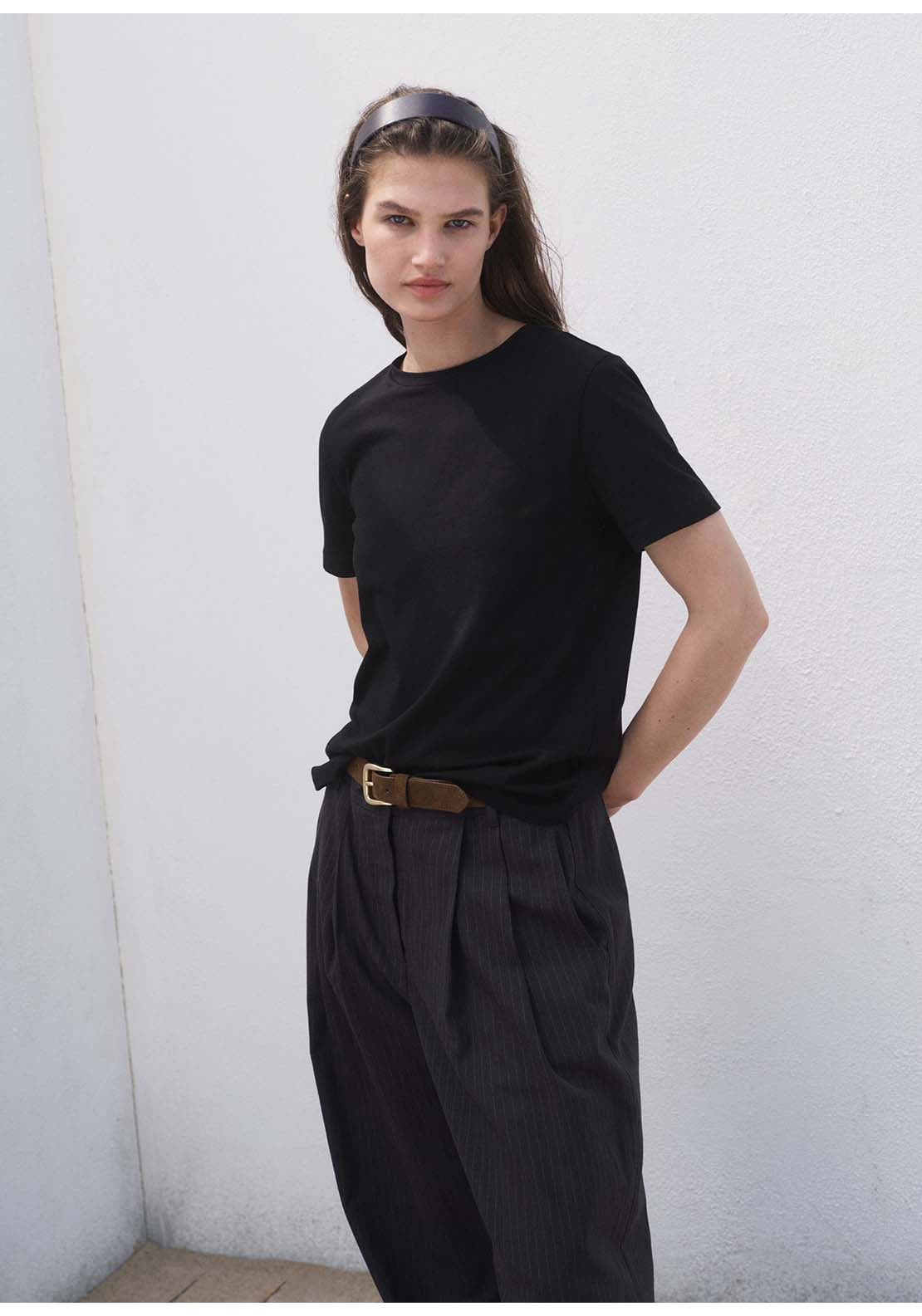 Cotton Short-Sleeved T-Shirt - Black