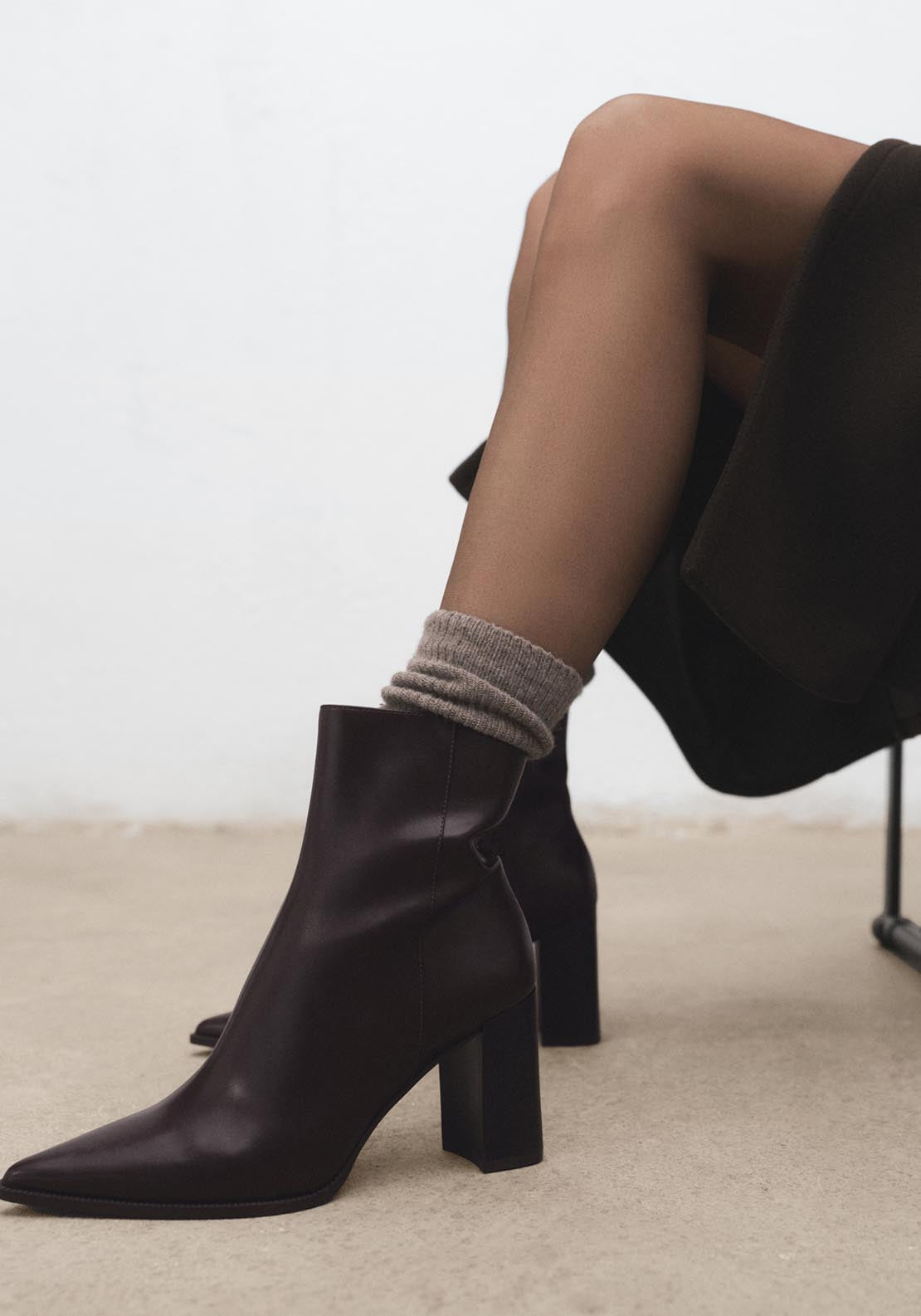 Ankle Boots With Block Heel - Brown
