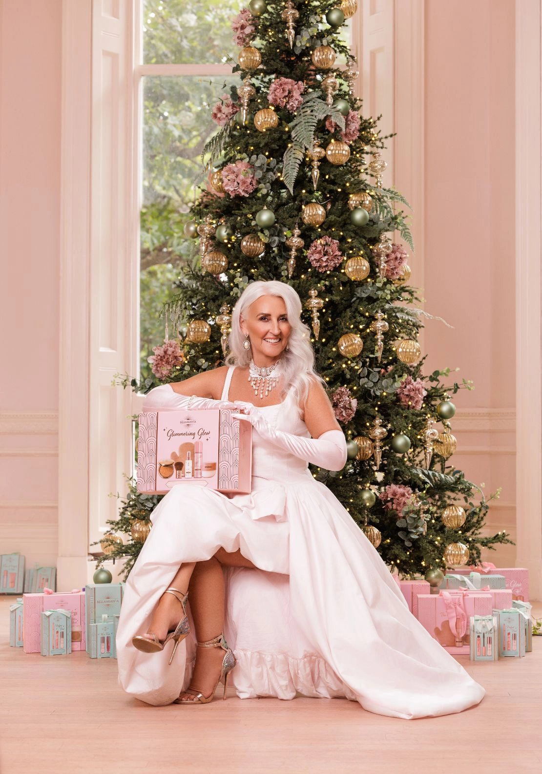 Bellamianta Glimmer Glow - No Colour 4 Shaws Department Stores