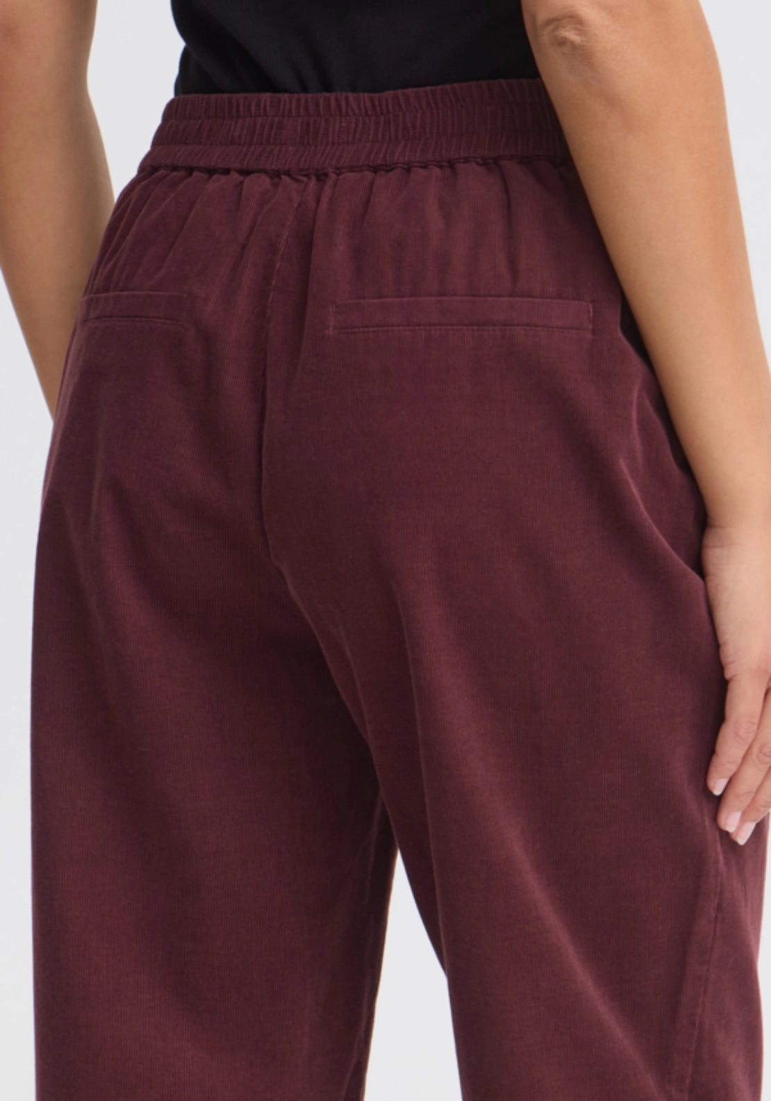 Baggy Tapered Trousers - Red