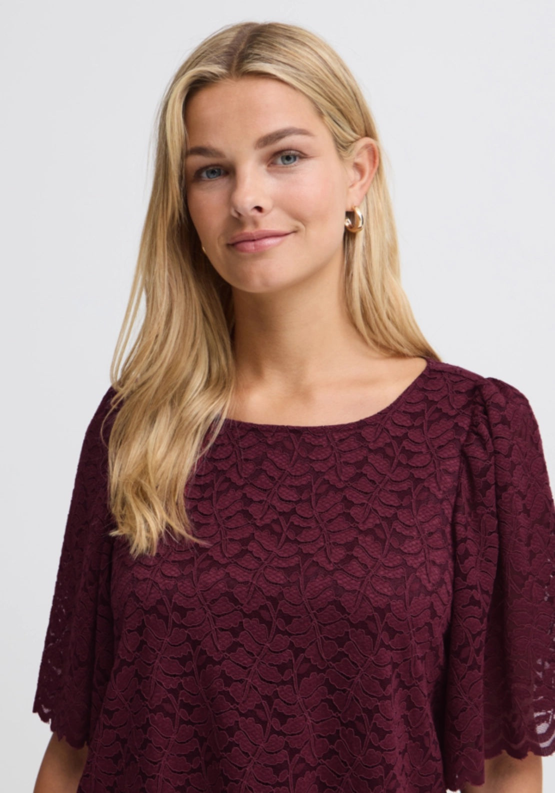 Scallop Hem Lace Dress - Red