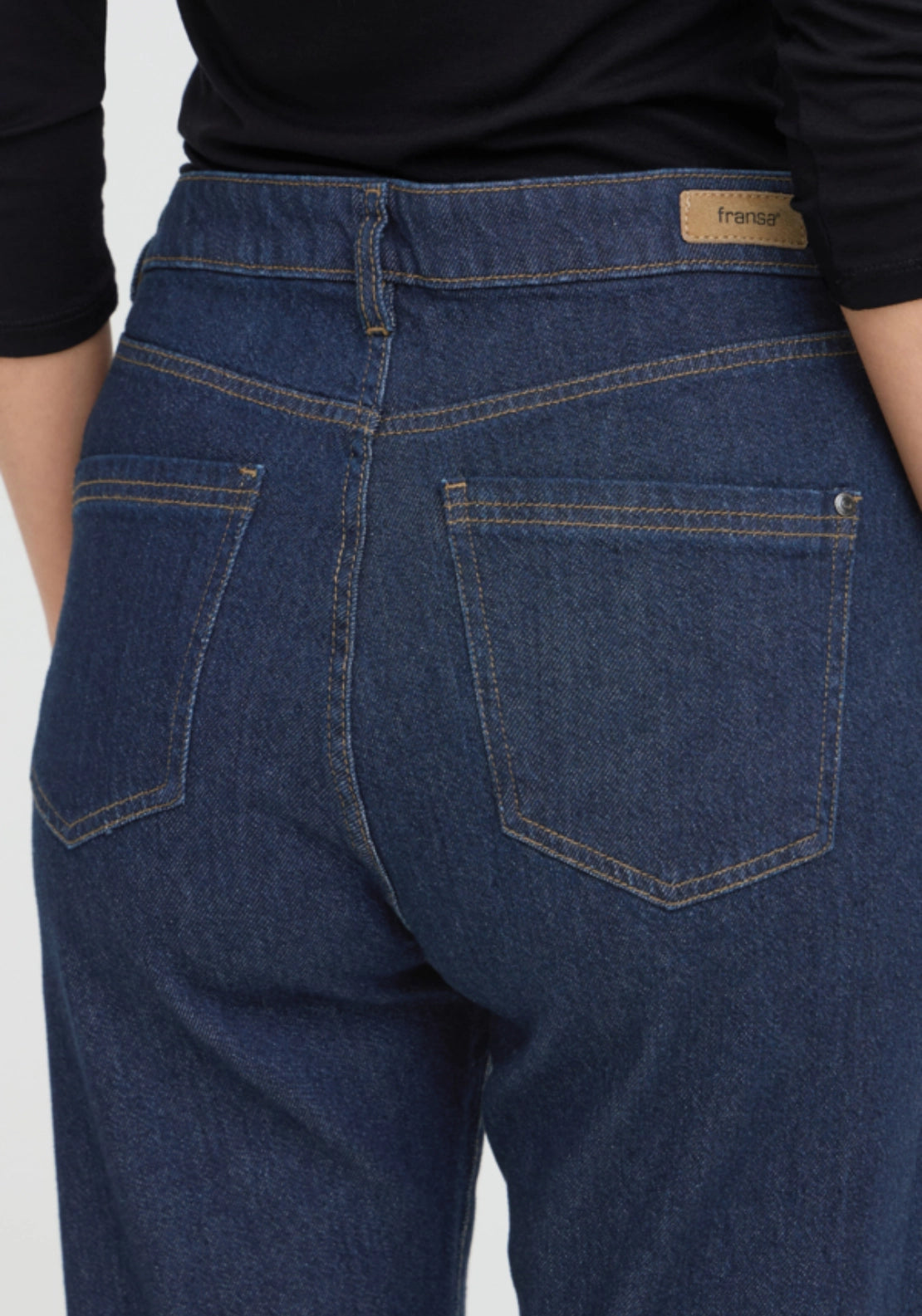 Mom Fit Jeans - Denim