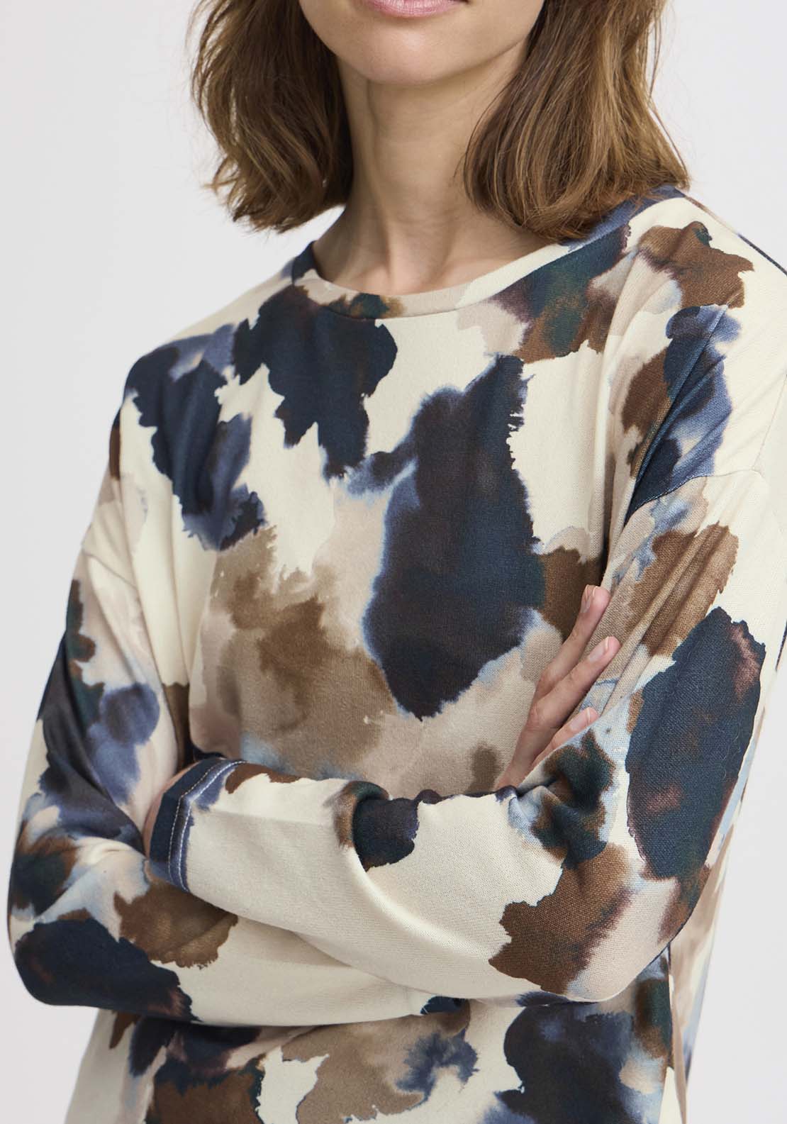 B Young Pieta Crew T-Shirt - Birch Watercolor Mix 2 Shaws Department Stores