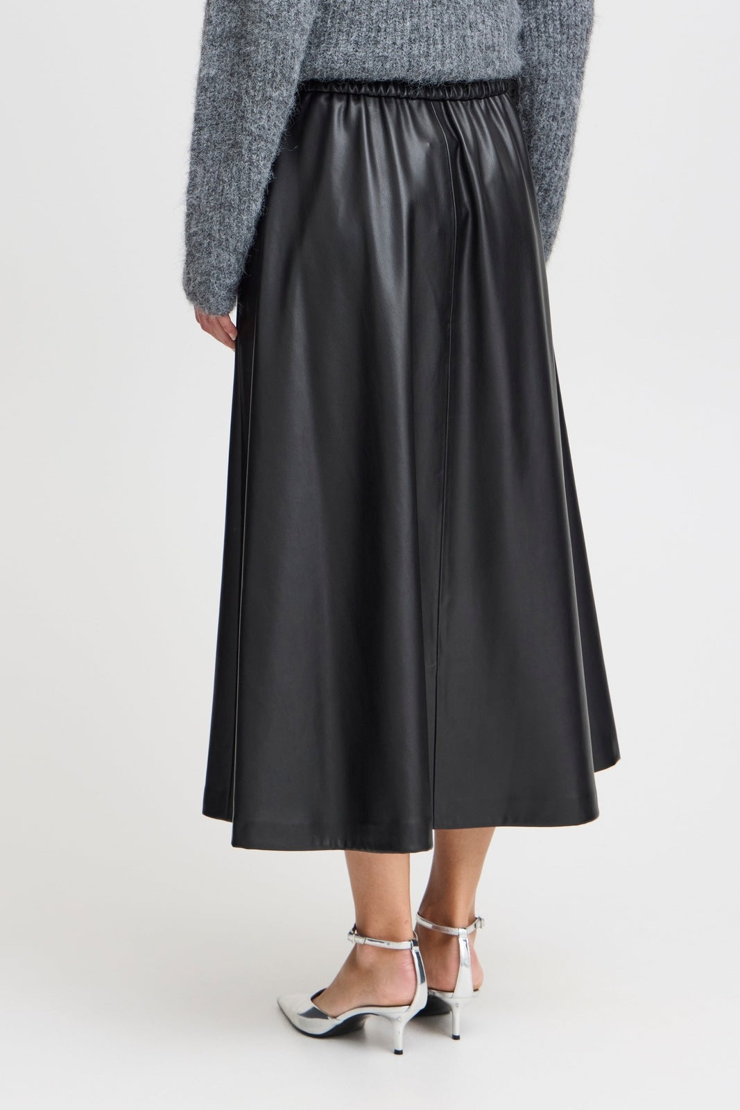 B Young Dasama Full Casual Skirt - Black 5 Shaws Department Stores
